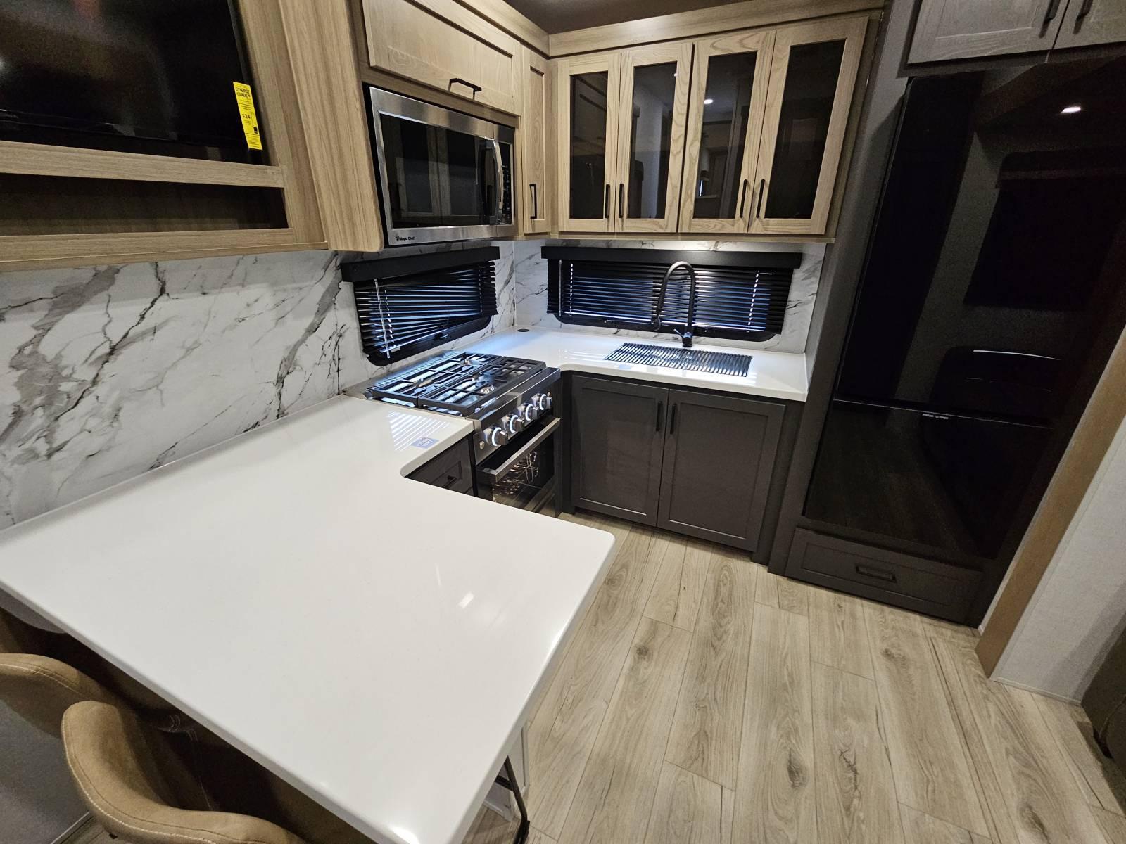 2026 Forest River 2026 Forest River Flagstaff Classic - thumbnail 8