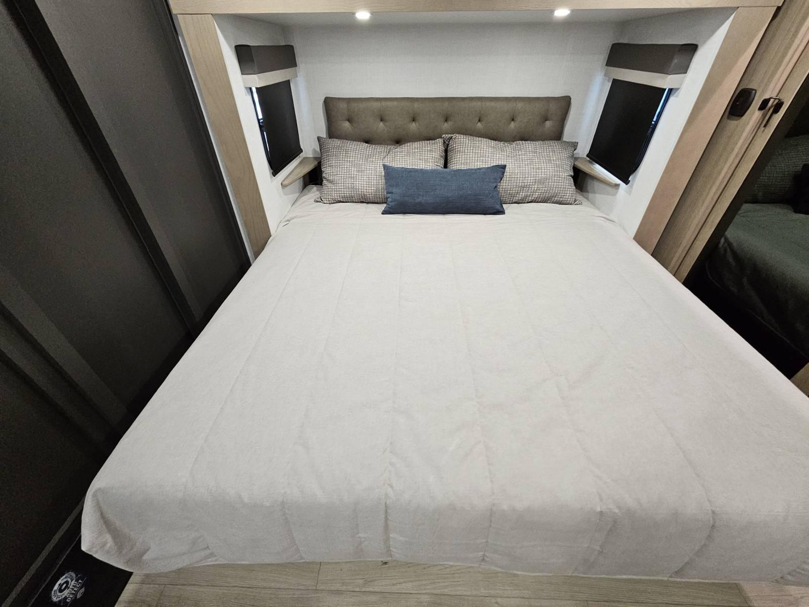 2026 Forest River 2026 Forest River Flagstaff Classic - thumbnail 15