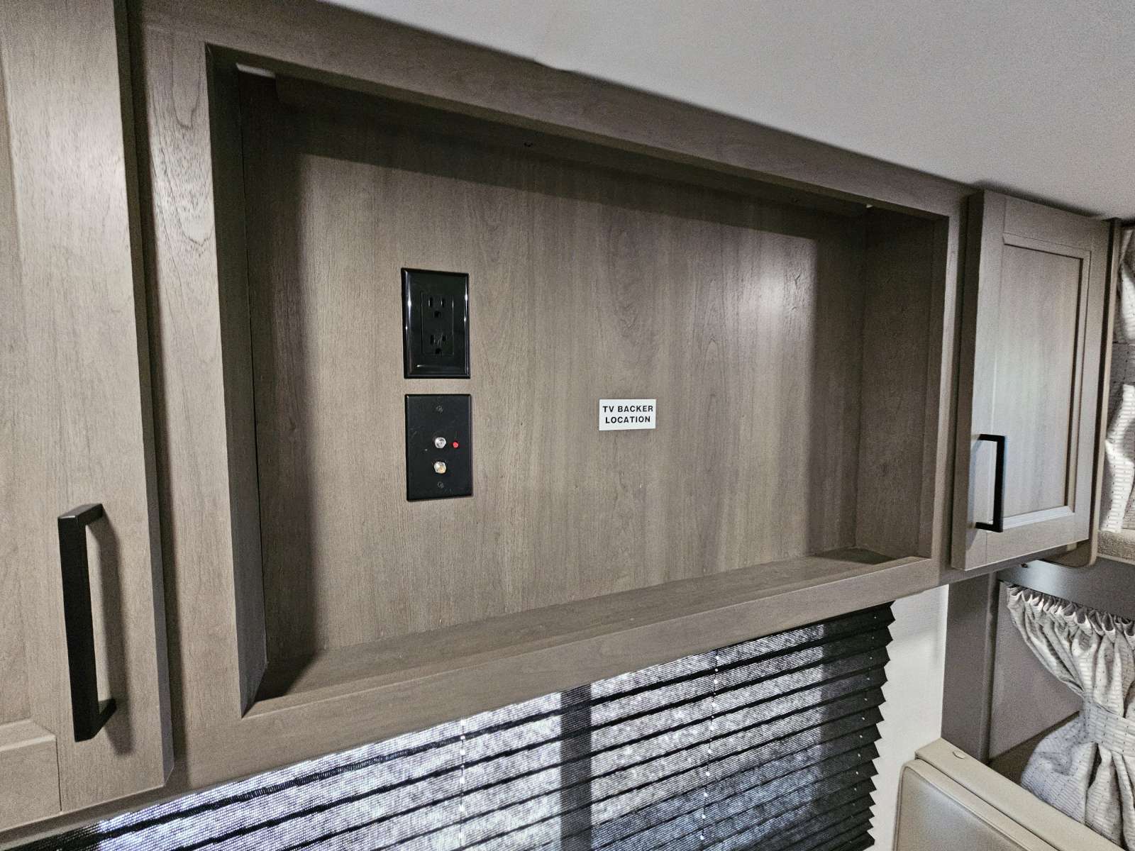 2026 Grand Design 2026 Grand Design Transcend Xplor - thumbnail 7