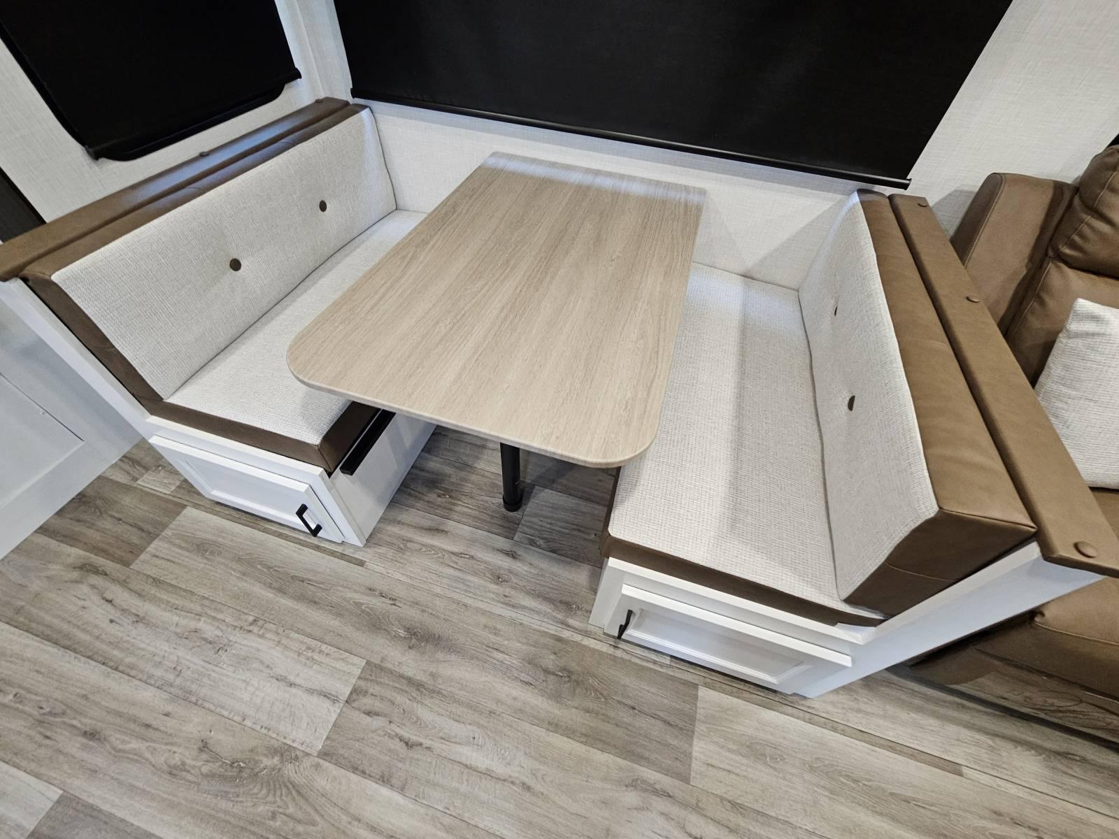 2026 Venture RV 2026 Venture RV SportTrek Touring Edition - thumbnail 13