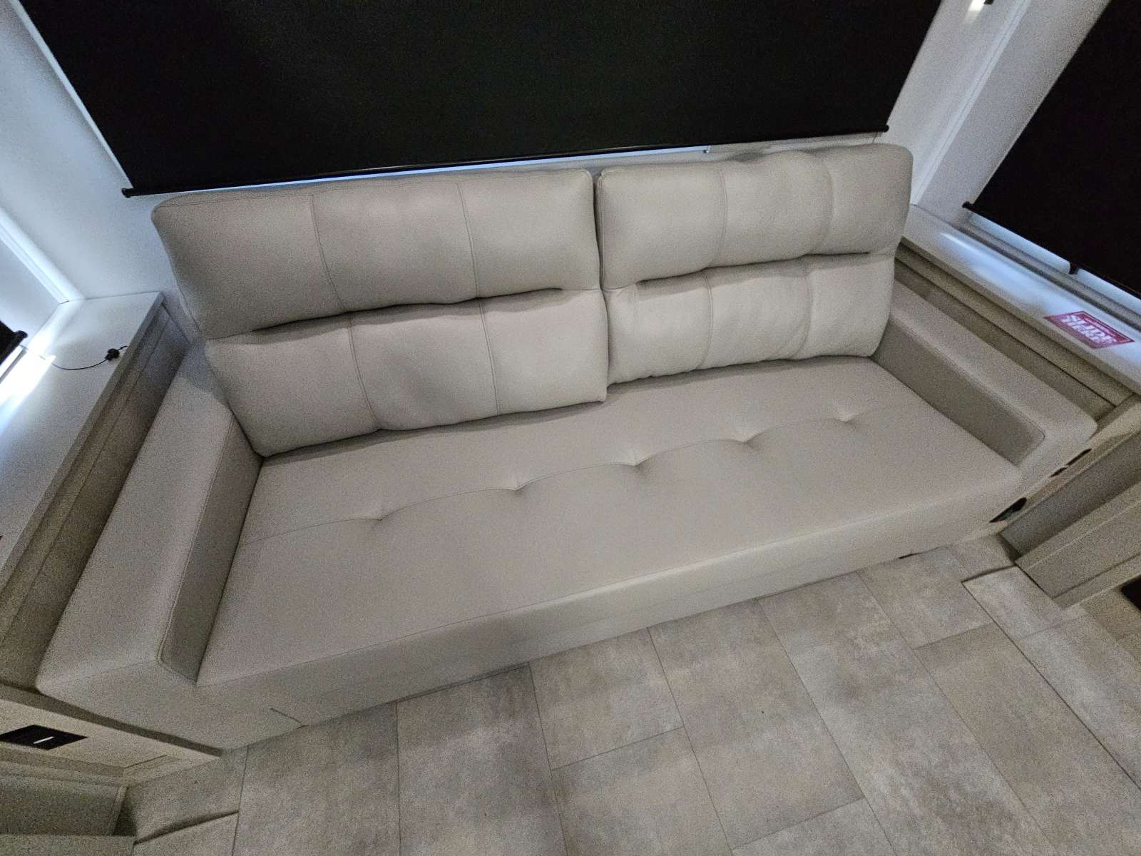 2026 Grand Design 2026 Grand Design Solitude - thumbnail 6