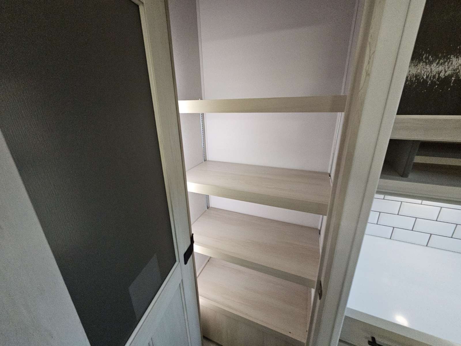 2026 Grand Design 2026 Grand Design Solitude - thumbnail 13