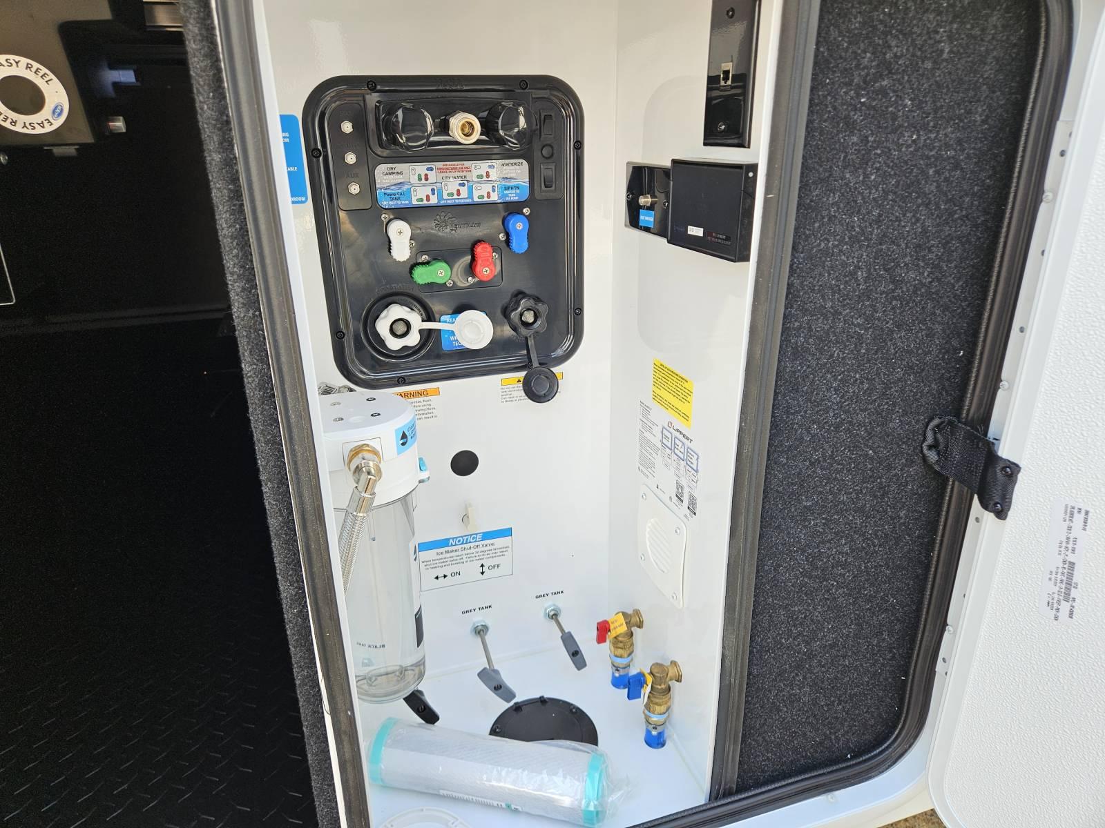 2026 Grand Design 2026 Grand Design Solitude - thumbnail 29