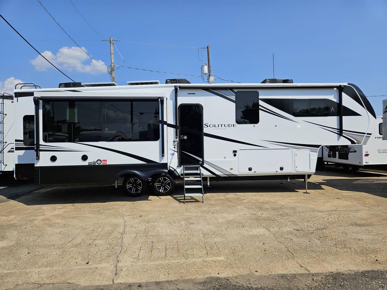 2026 Grand Design 2026 Grand Design Solitude - thumbnail 35
