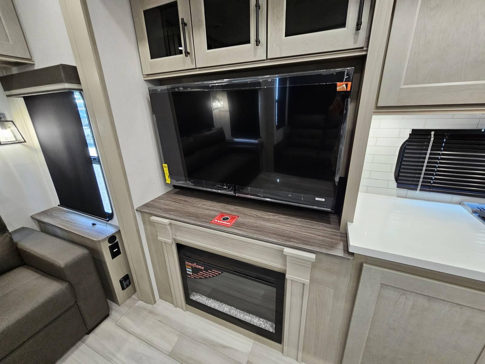 2026 Grand Design 2026 Grand Design Influence - thumbnail 8