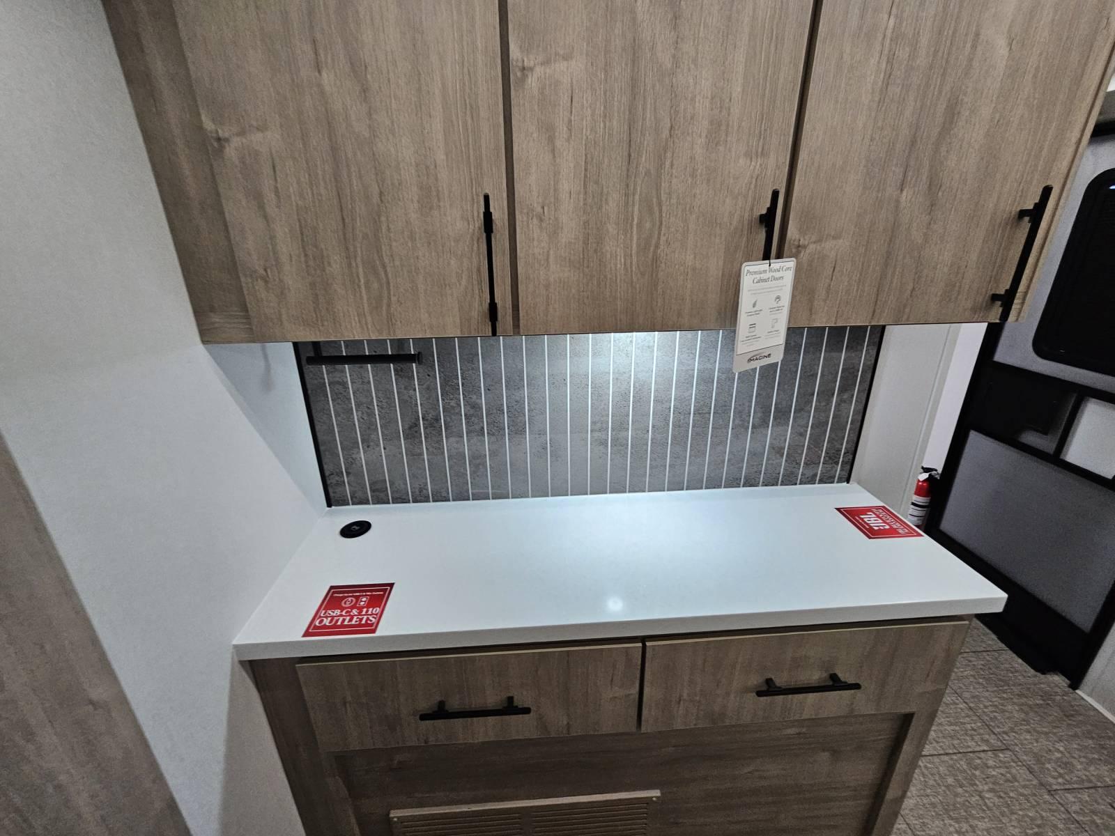 2026 Grand Design 2026 Grand Design Imagine - thumbnail 14