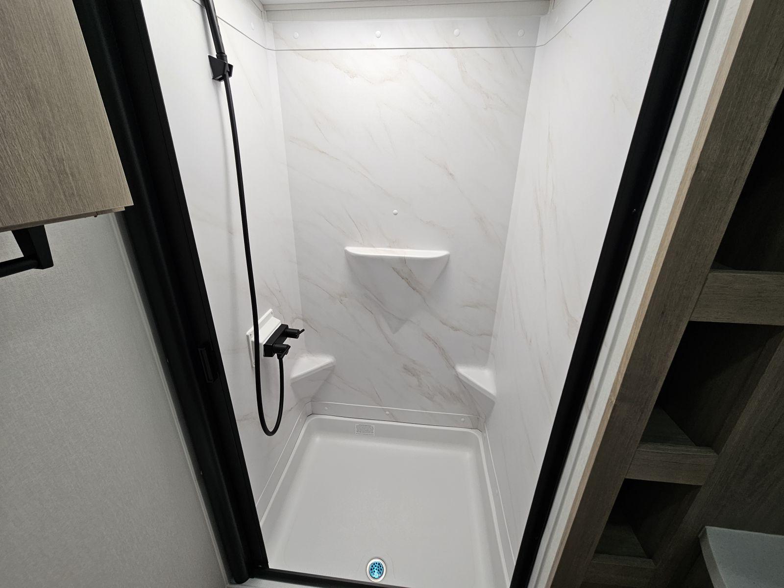 2026 Grand Design 2026 Grand Design Imagine - thumbnail 21