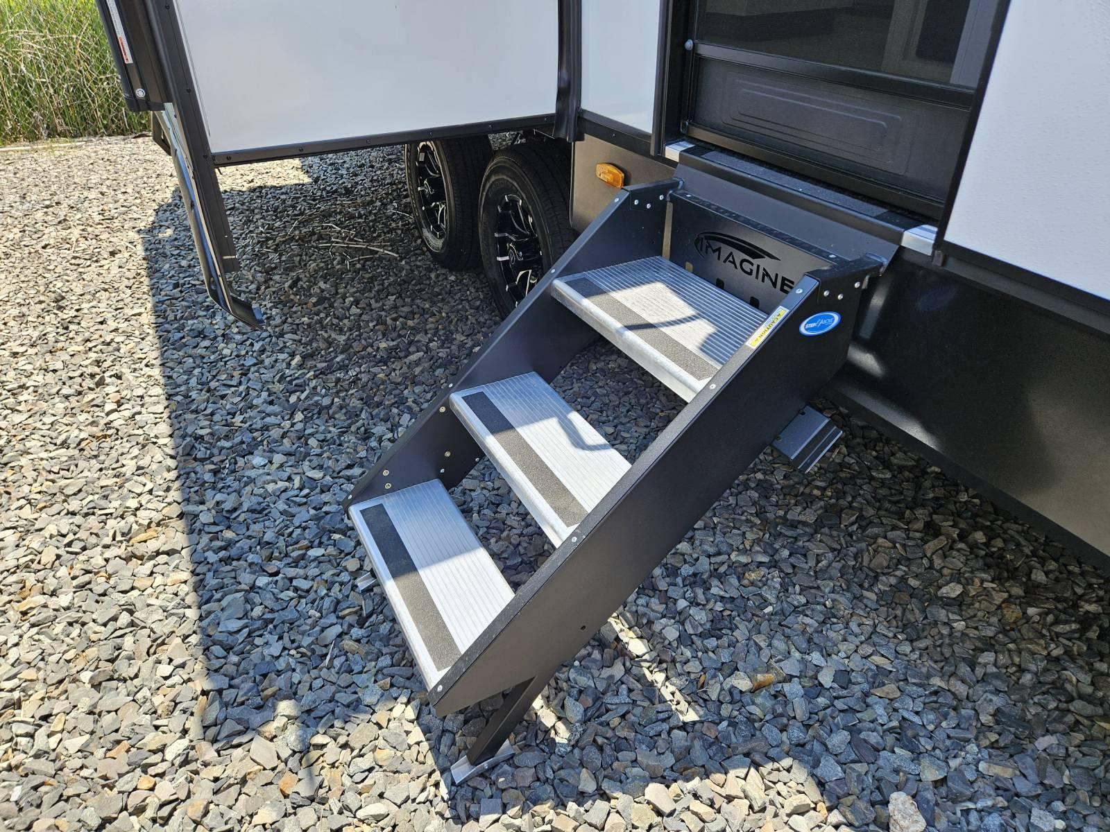 2026 Grand Design 2026 Grand Design Imagine - thumbnail 24