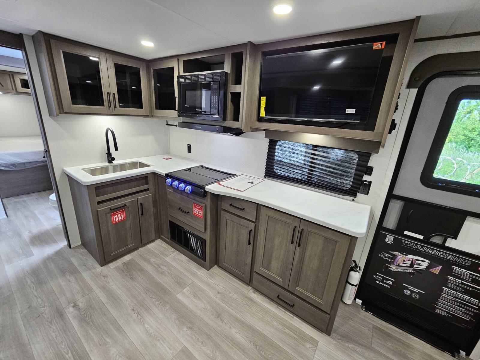 2026 Grand Design 2026 Grand Design Transcend - thumbnail 9