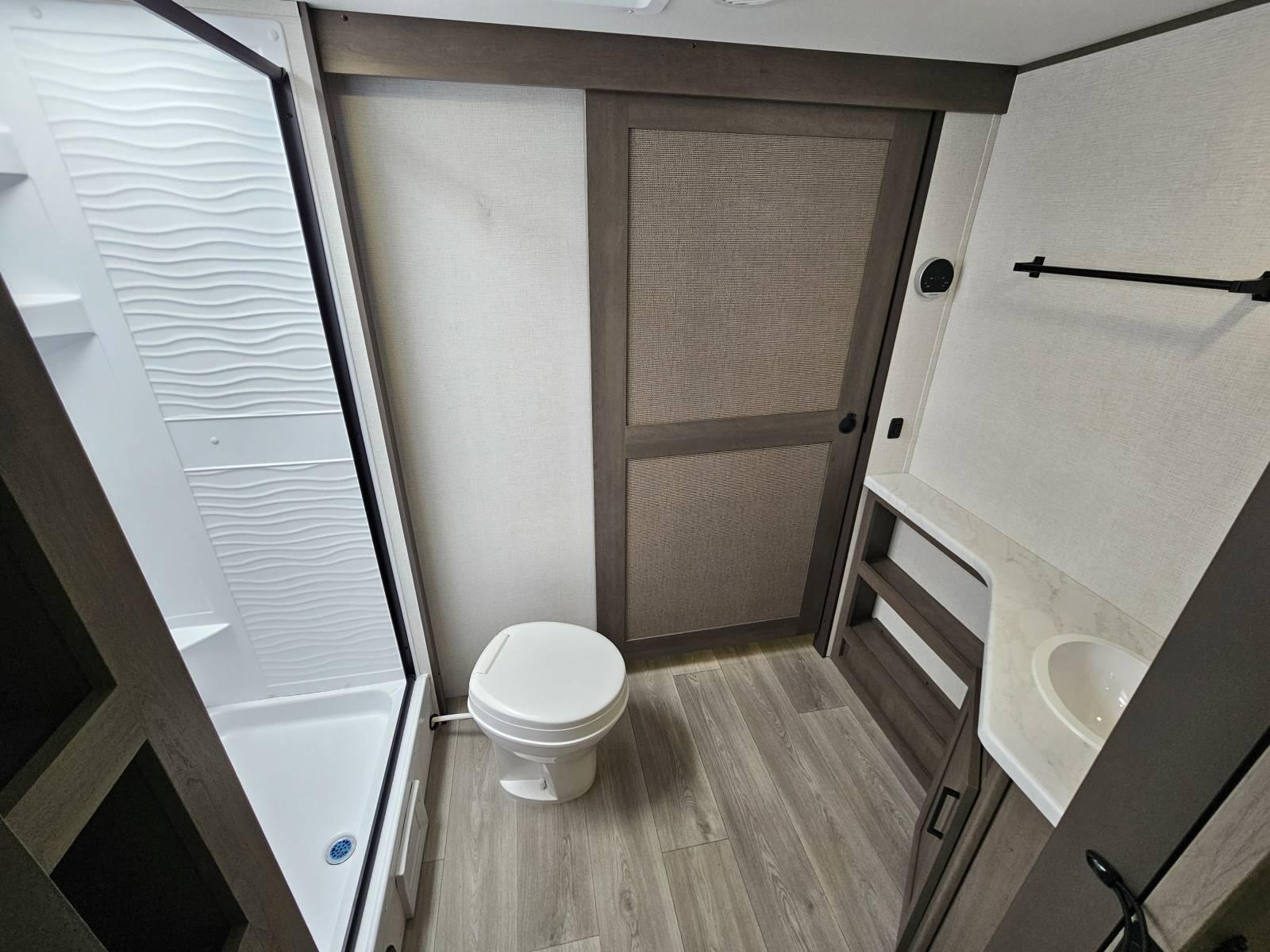 2026 Grand Design 2026 Grand Design Transcend - thumbnail 15