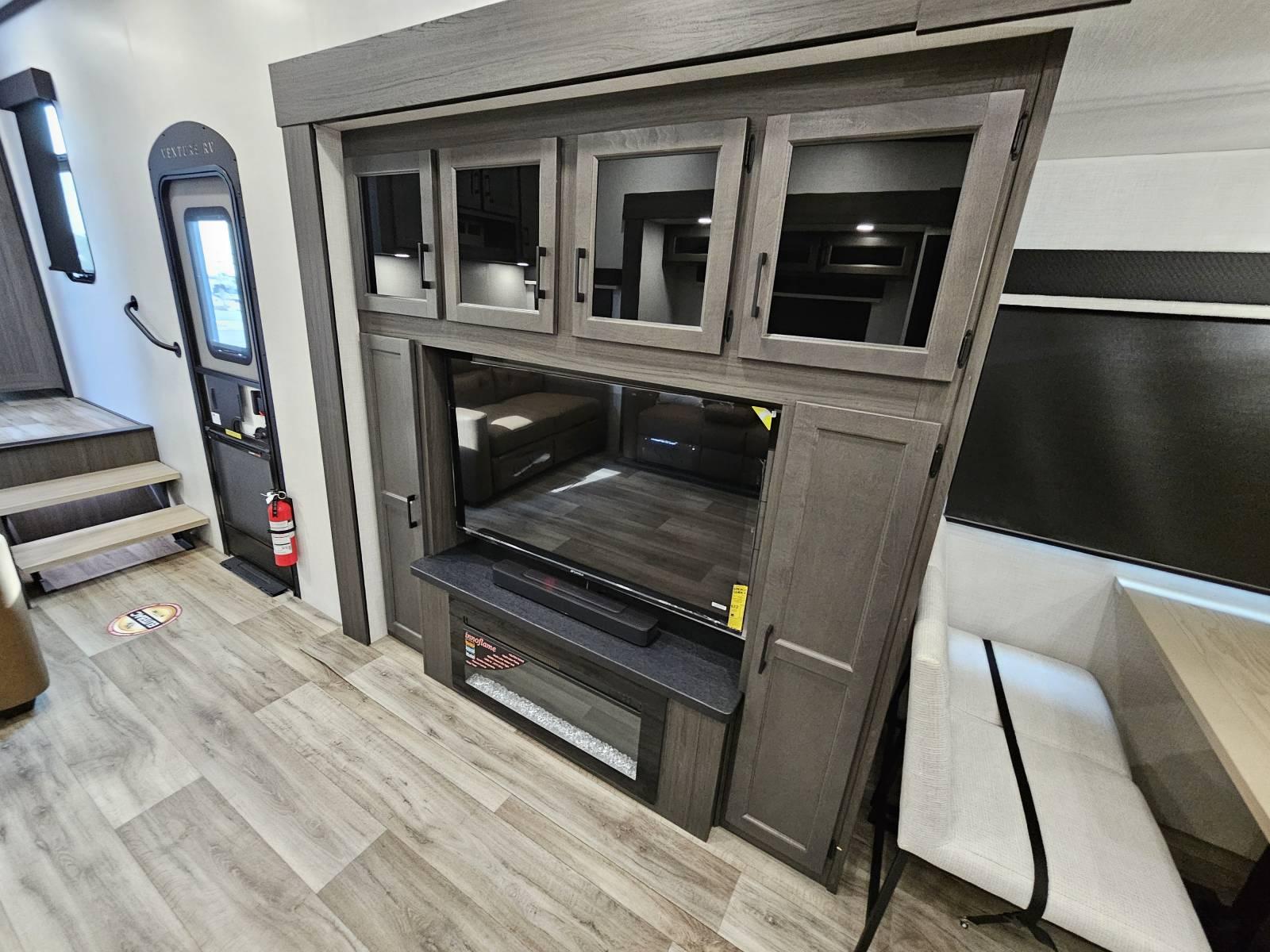 2026 Venture RV 2026 Venture RV SportTrek Touring Edition - thumbnail 8