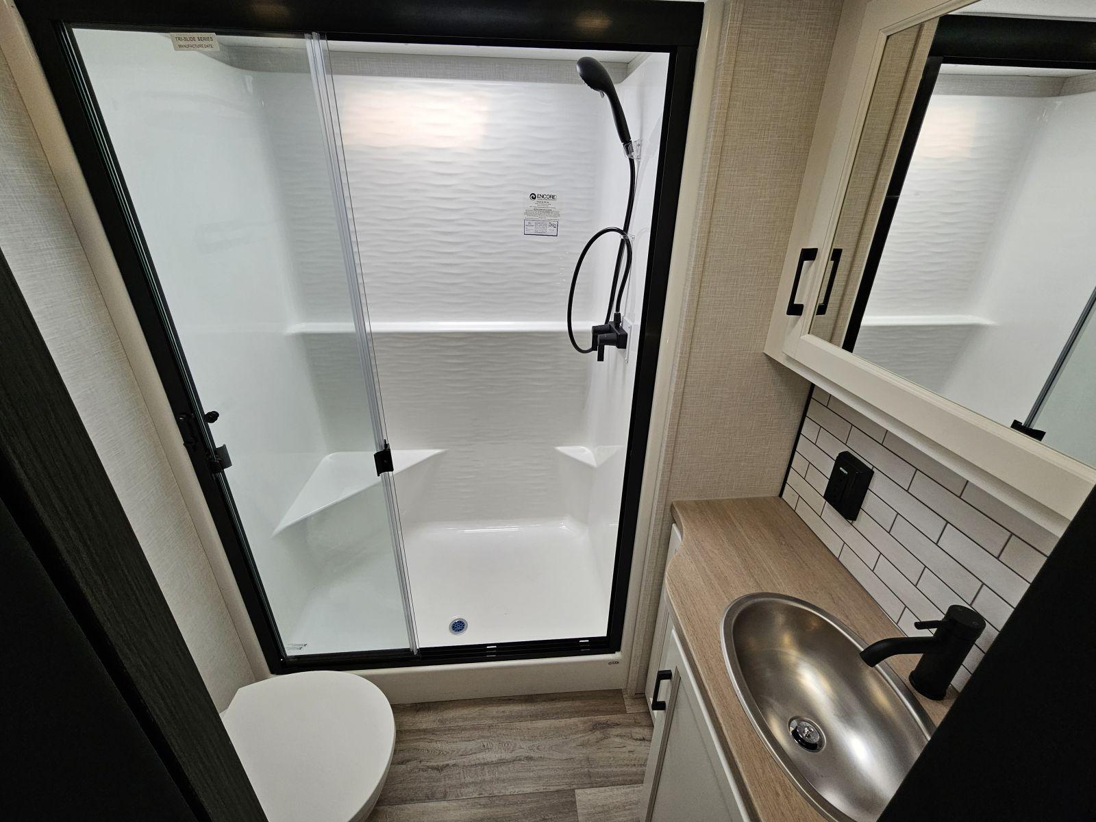 2026 Venture RV 2026 Venture RV SportTrek Touring Edition - thumbnail 22