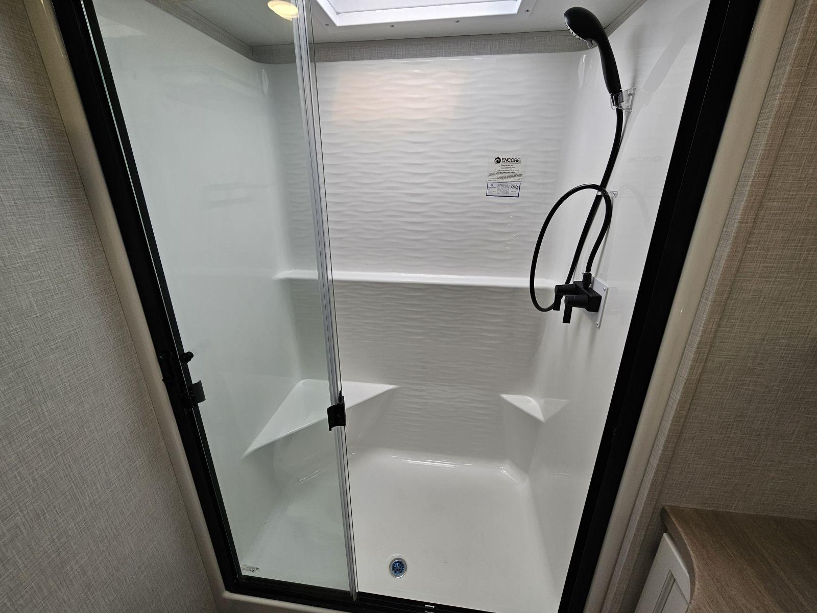 2026 Venture RV 2026 Venture RV SportTrek Touring Edition - thumbnail 24