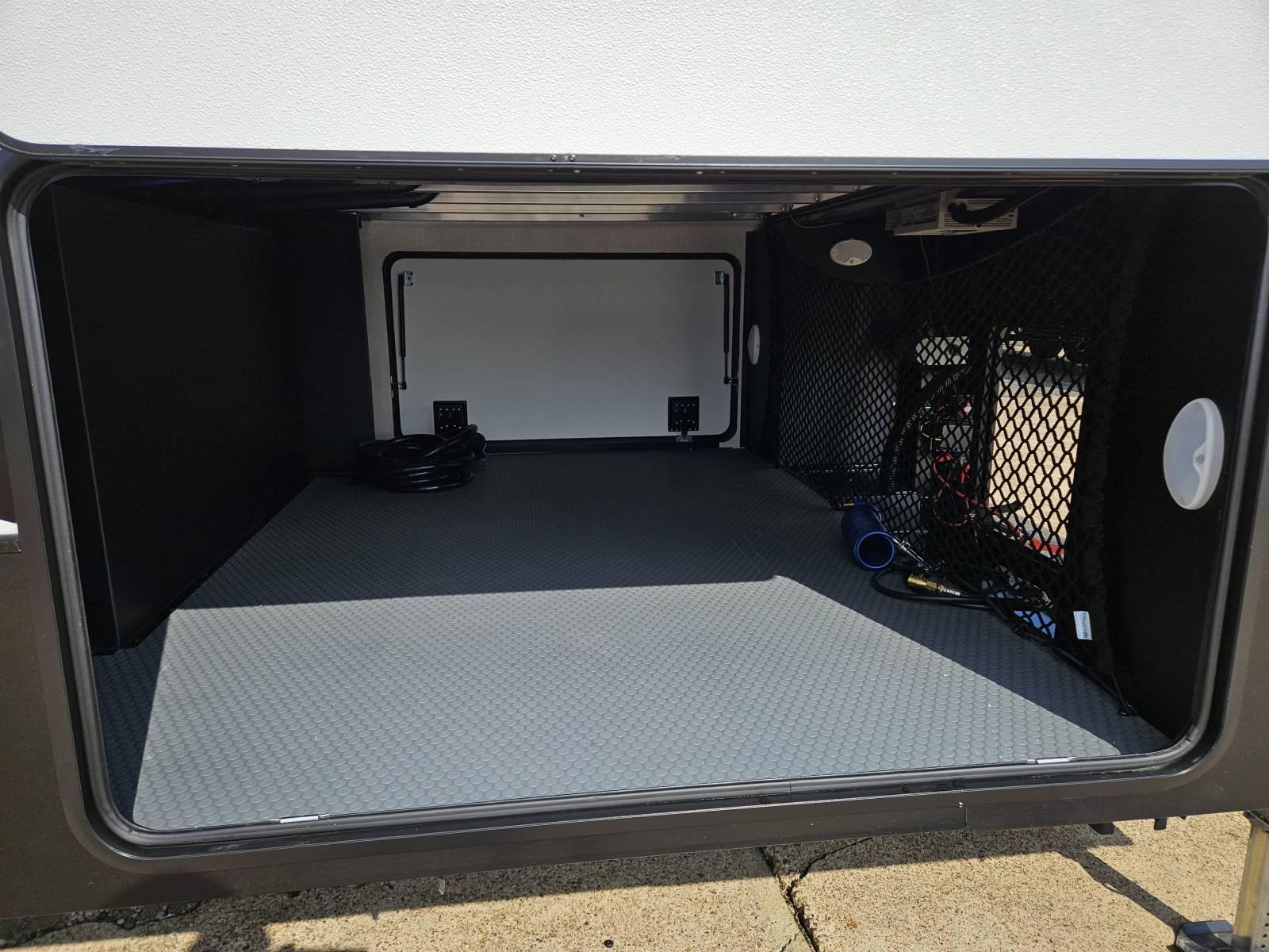 2026 Venture RV 2026 Venture RV SportTrek Touring Edition - thumbnail 26