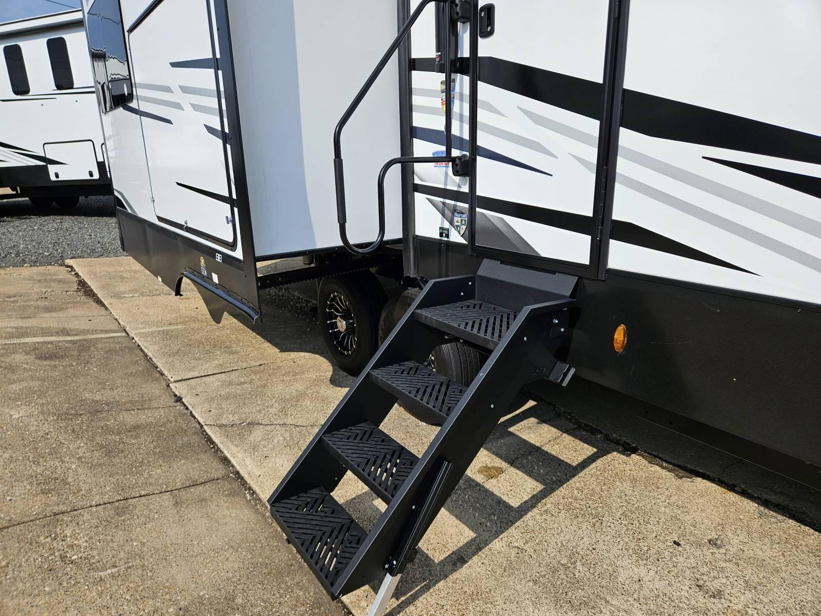 2026 Venture RV 2026 Venture RV SportTrek Touring Edition - thumbnail 27