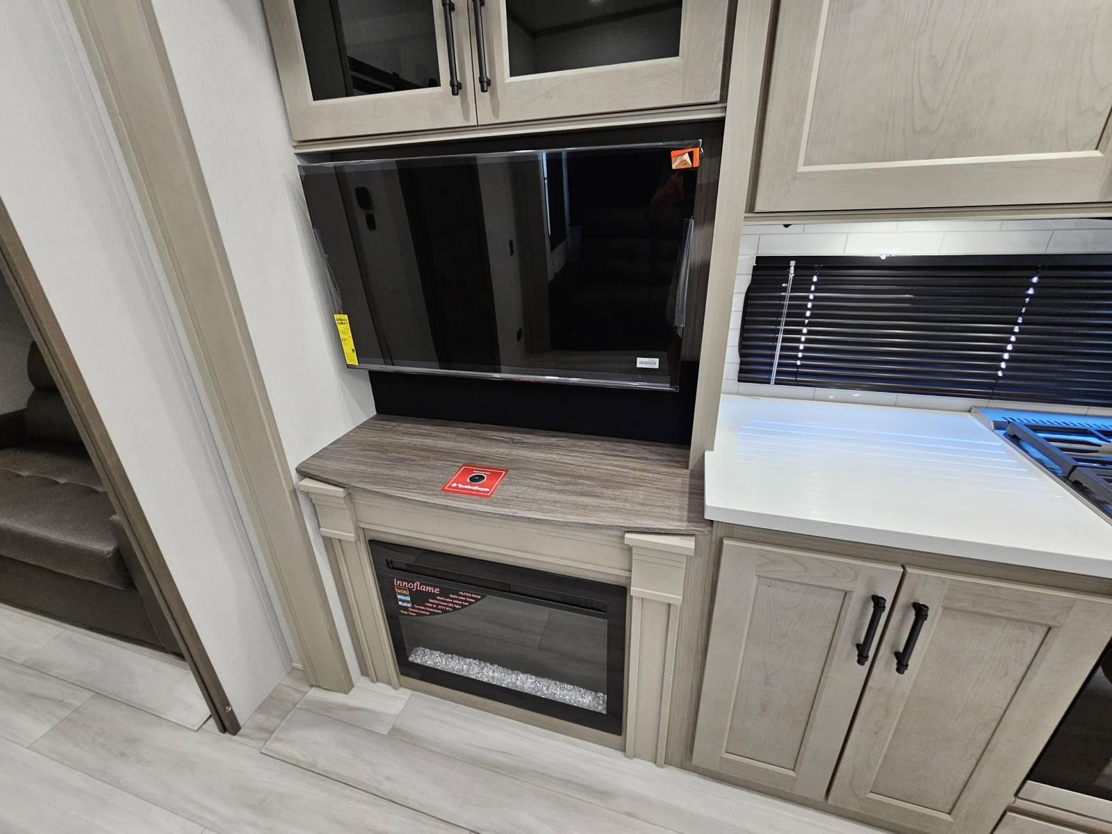 2026 Grand Design 2026 Grand Design Influence - thumbnail 7