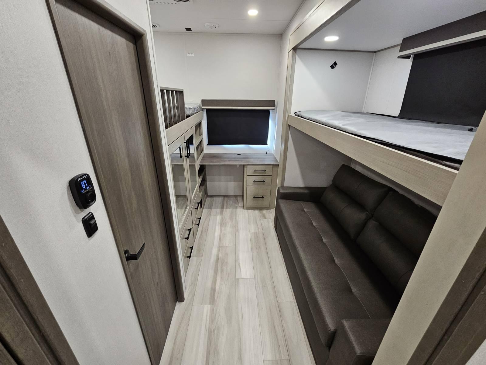 2026 Grand Design 2026 Grand Design Influence - thumbnail 22