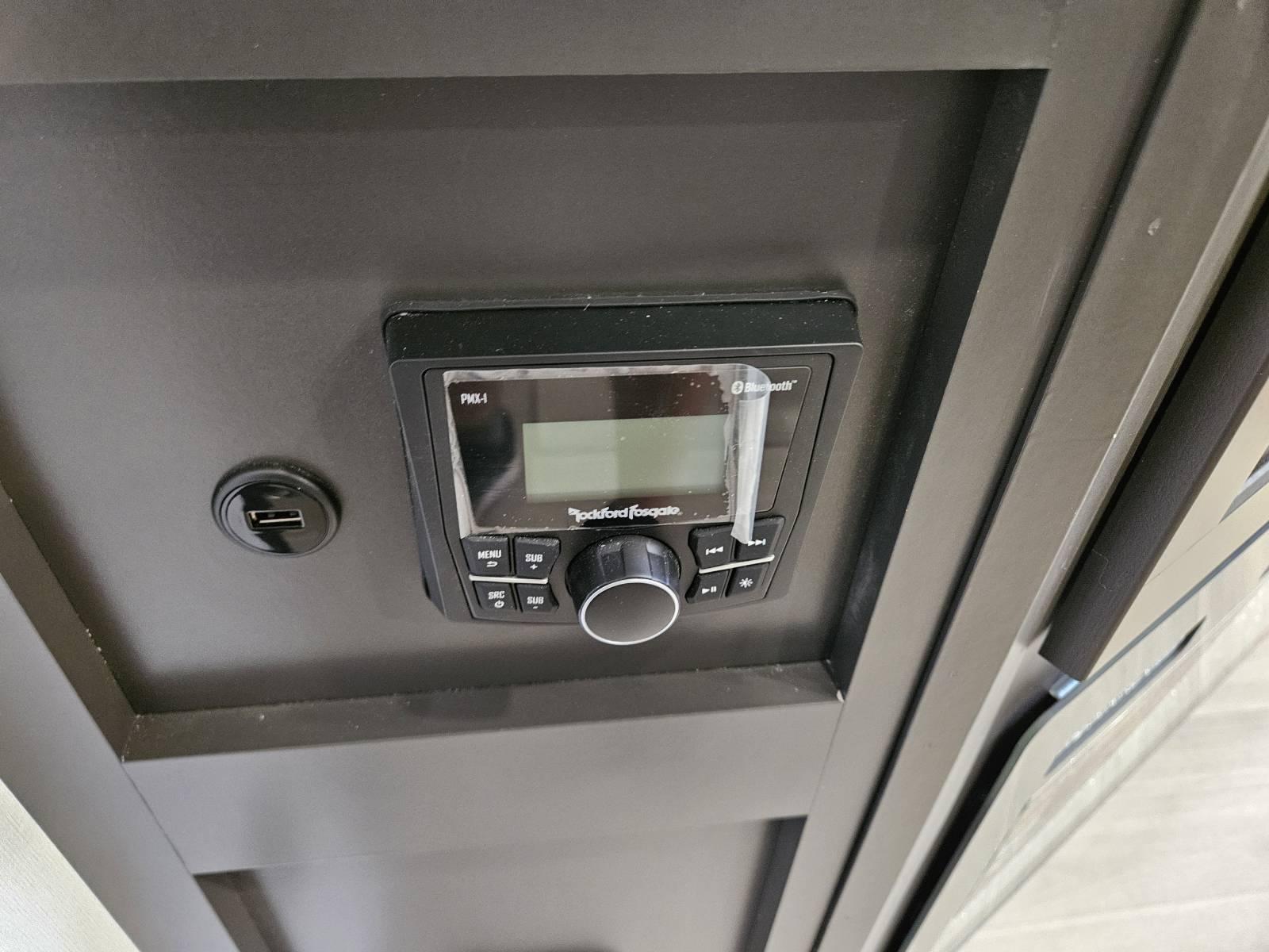 2026 Grand Design 2026 Grand Design Momentum G-Class - thumbnail 9