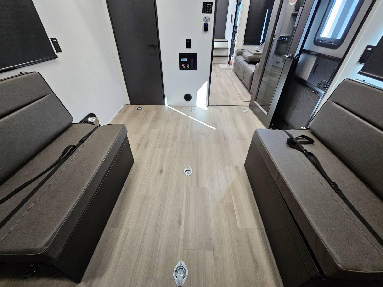 2026 Grand Design 2026 Grand Design Momentum G-Class - thumbnail 20