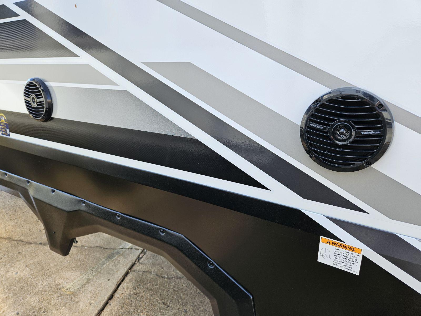 2026 Grand Design 2026 Grand Design Momentum G-Class - thumbnail 26