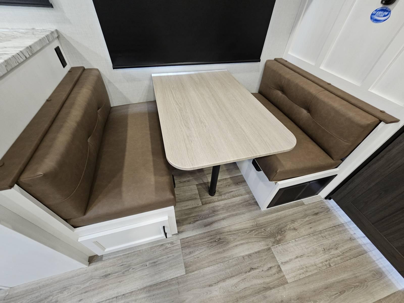 2026 Venture RV 2026 Venture RV SportTrek - thumbnail 14