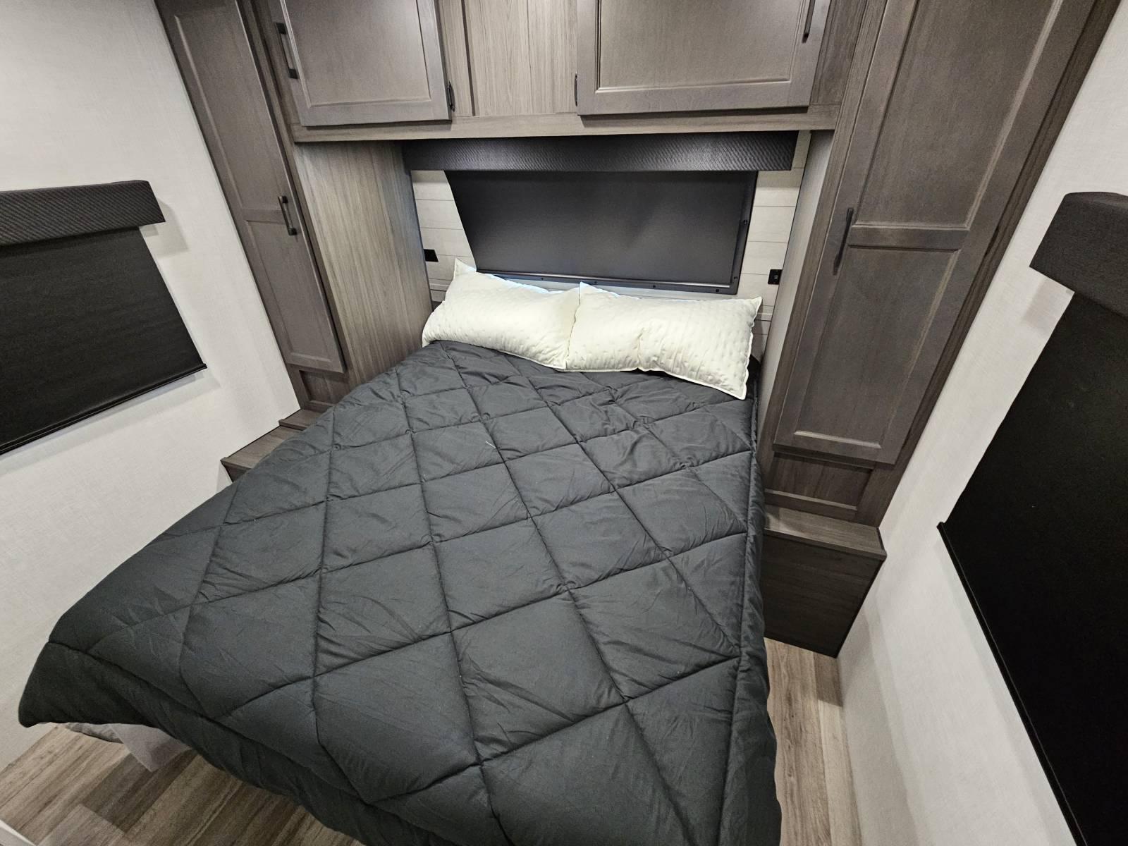 2026 Venture RV 2026 Venture RV SportTrek - thumbnail 15