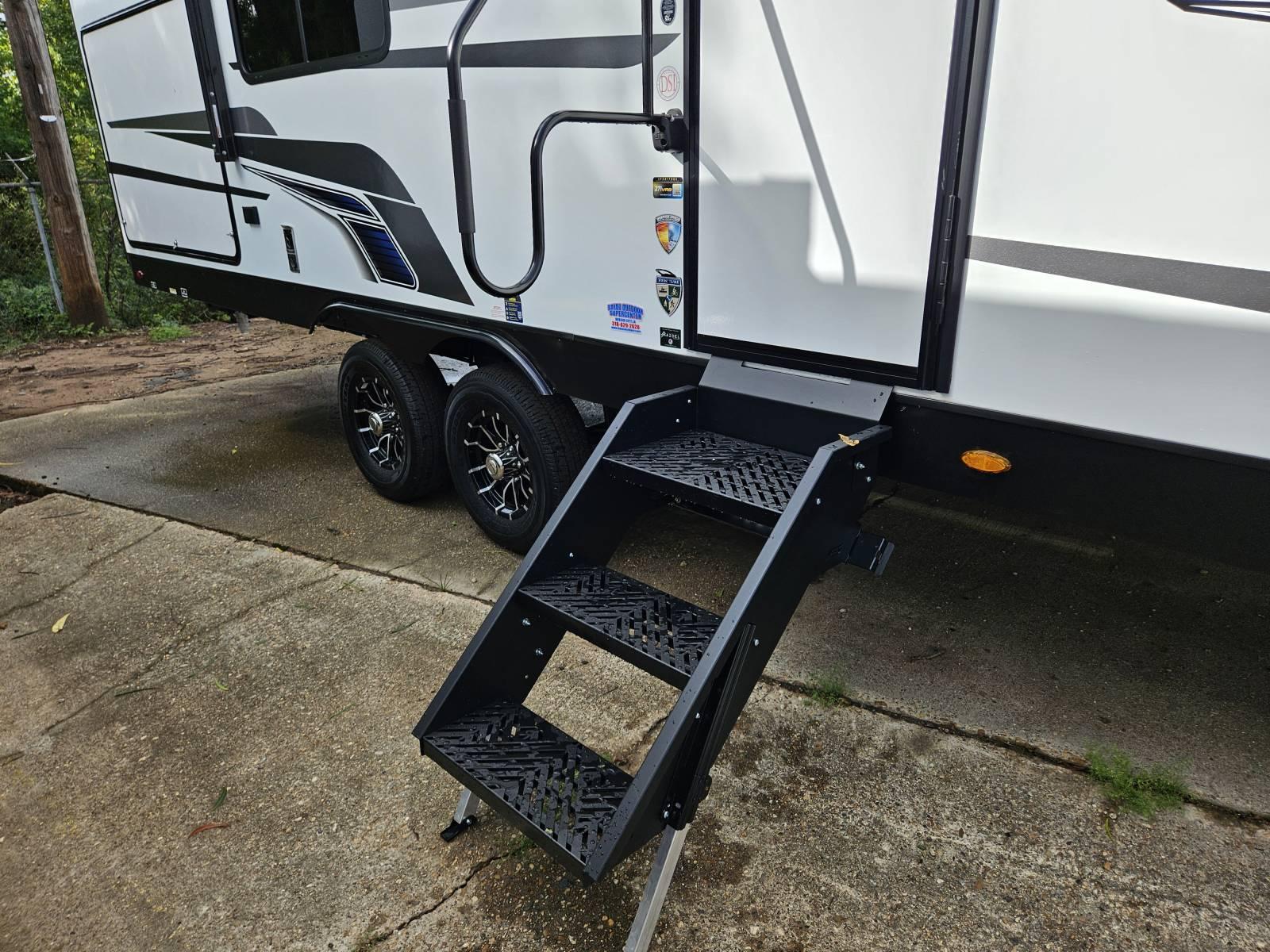 2026 Venture RV 2026 Venture RV SportTrek - thumbnail 23