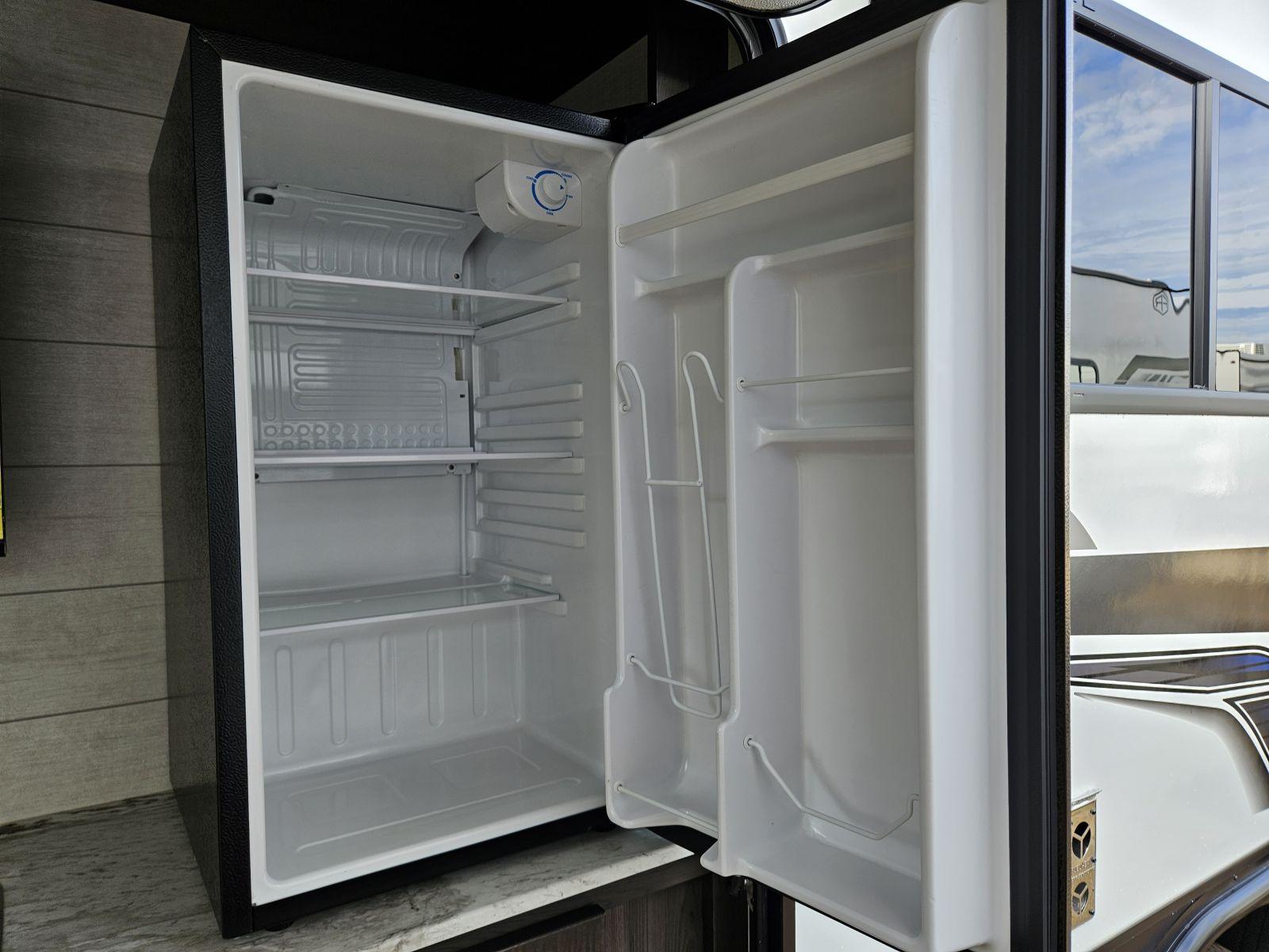 2026 Venture RV 2026 Venture RV SportTrek - thumbnail 27