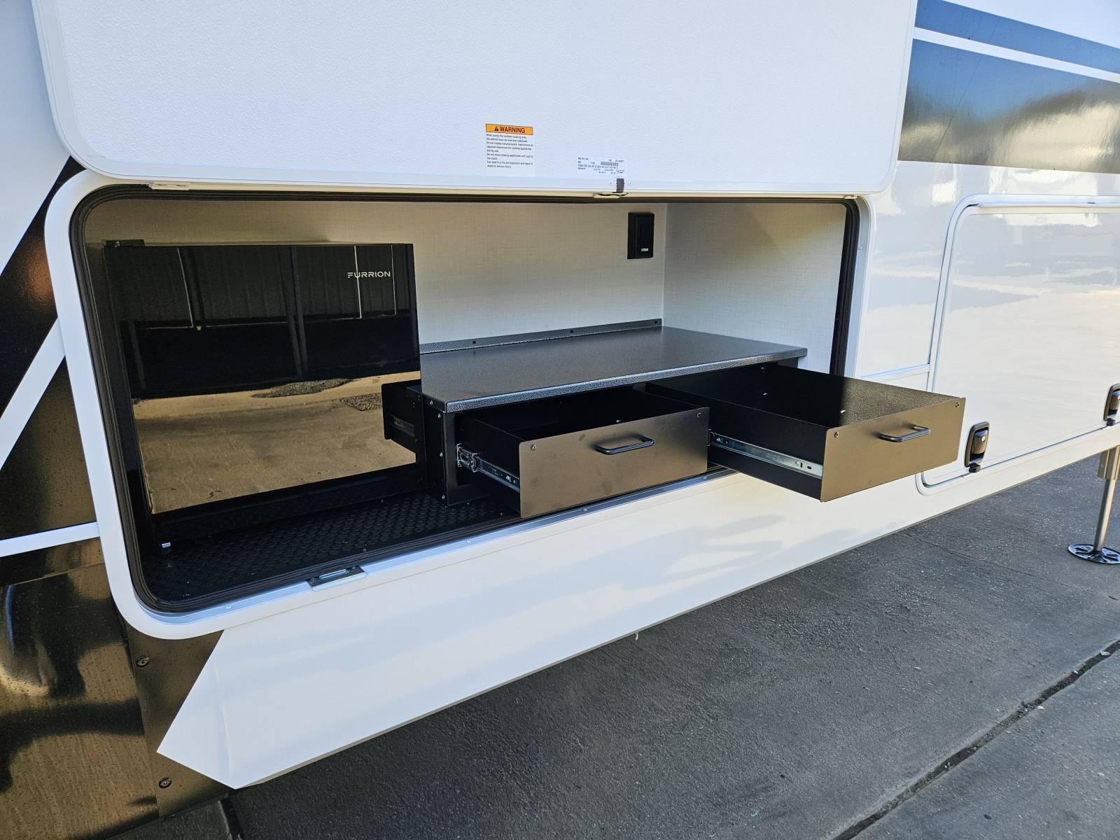 2026 Brinkley 2026 Brinkley Model Z - thumbnail 38