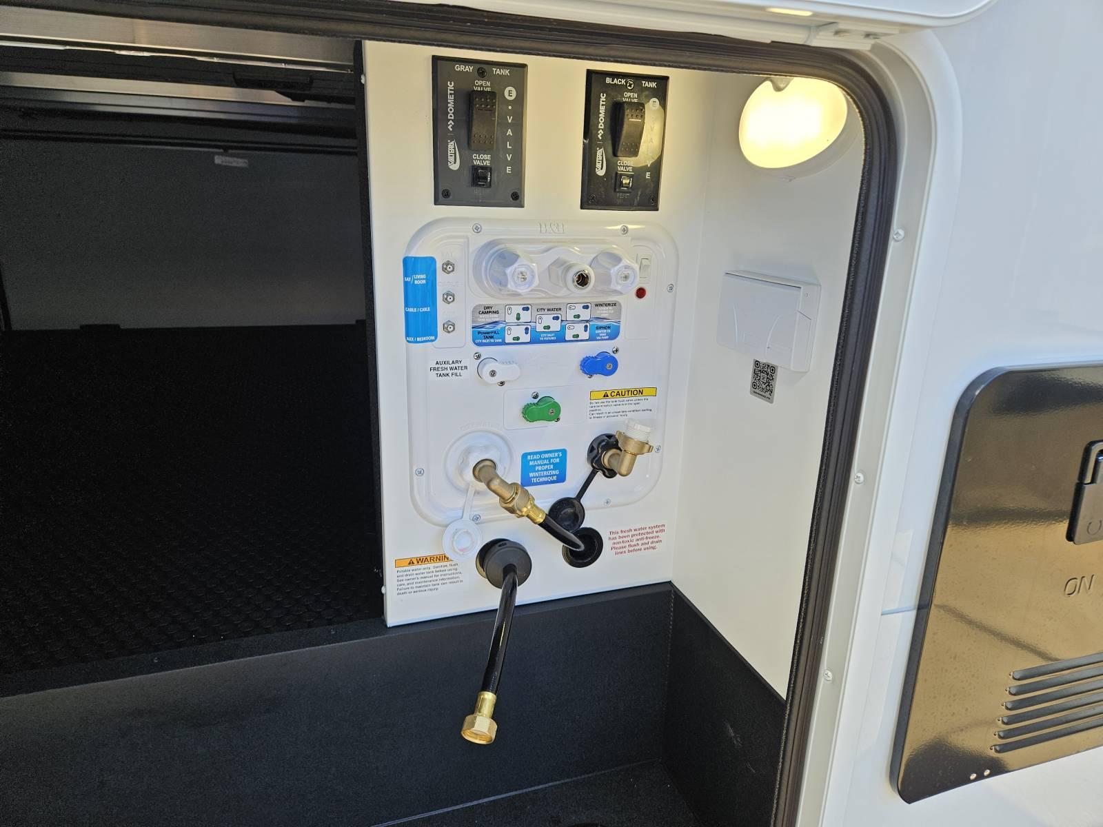 2026 Brinkley 2026 Brinkley Model Z - thumbnail 42