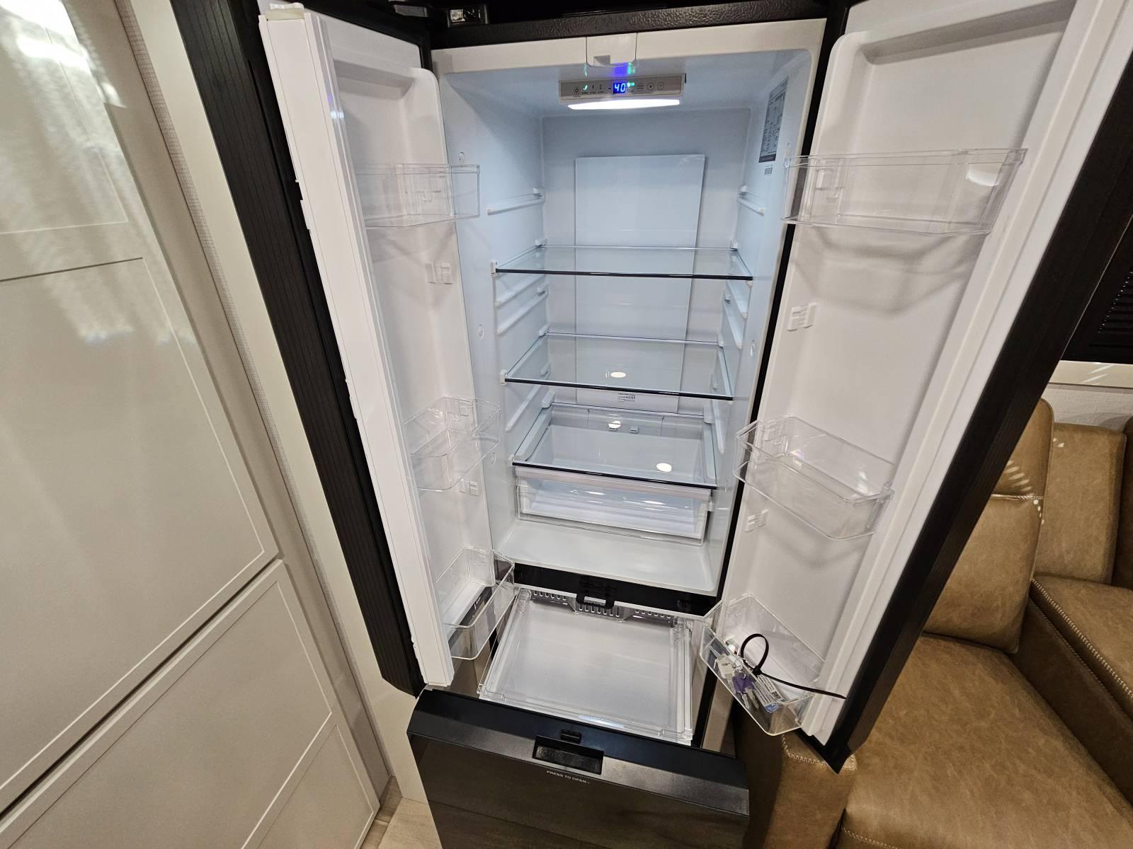 2026 Brinkley 2026 Brinkley Model I - thumbnail 11