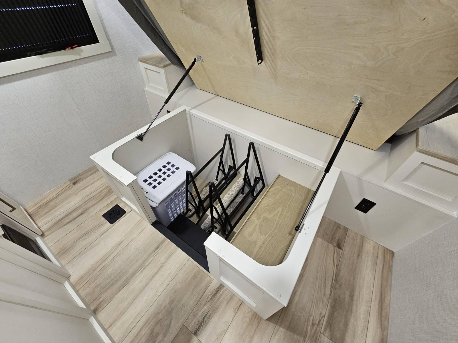 2026 Brinkley 2026 Brinkley Model I - thumbnail 17