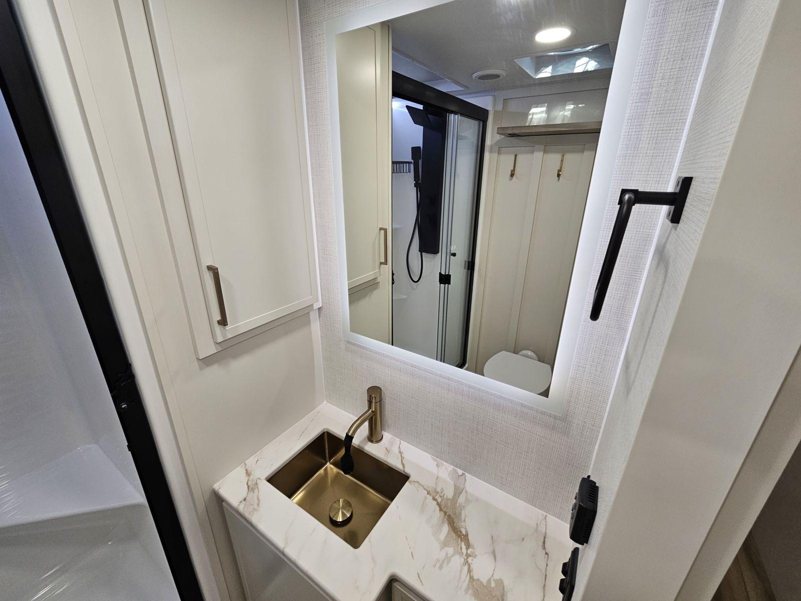 2026 Brinkley 2026 Brinkley Model I - thumbnail 21