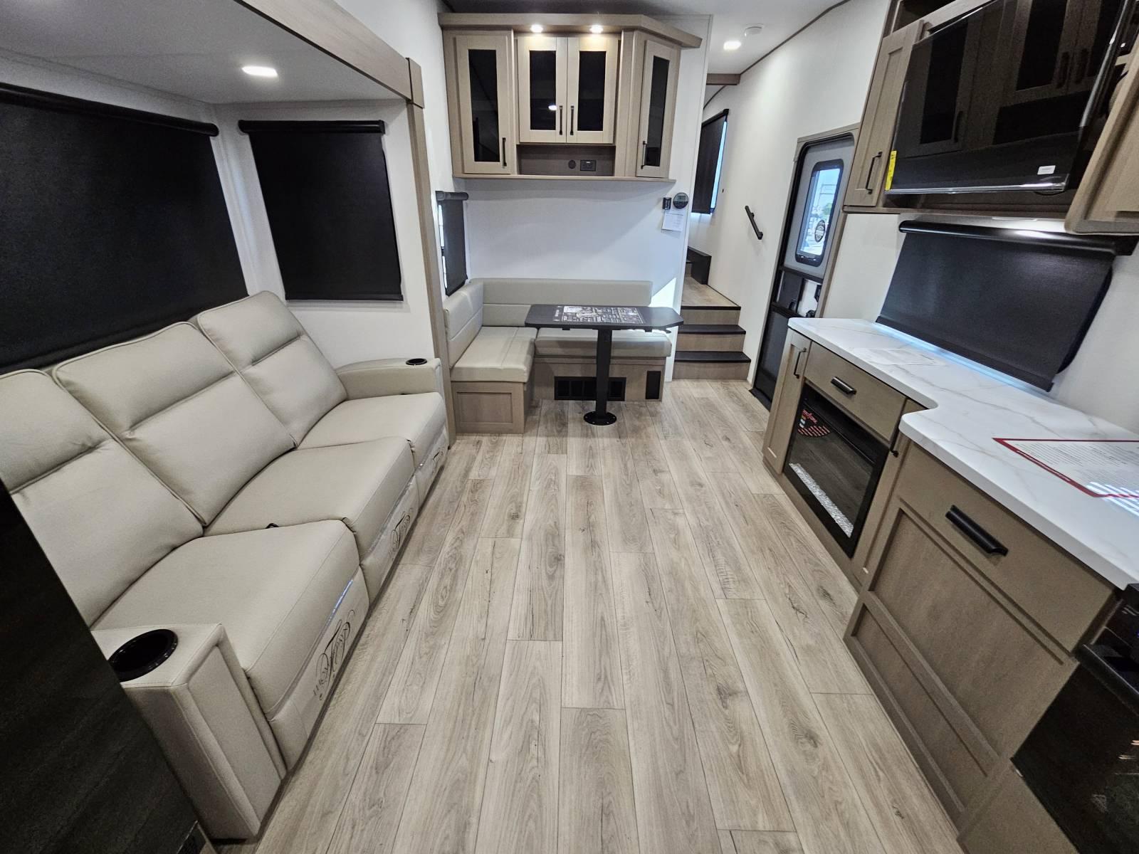 2026 Grand Design 2026 Grand Design Reflection 150 Series - thumbnail 5