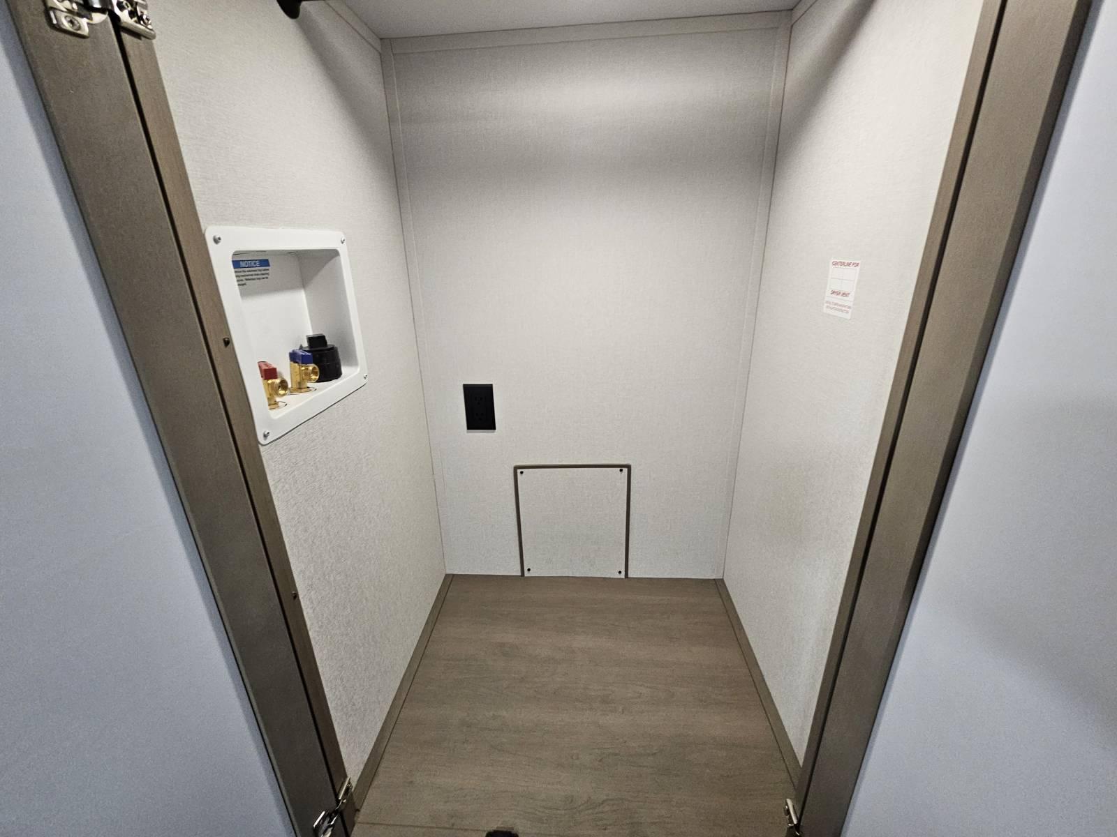 2026 Grand Design 2026 Grand Design Reflection 150 Series - thumbnail 17