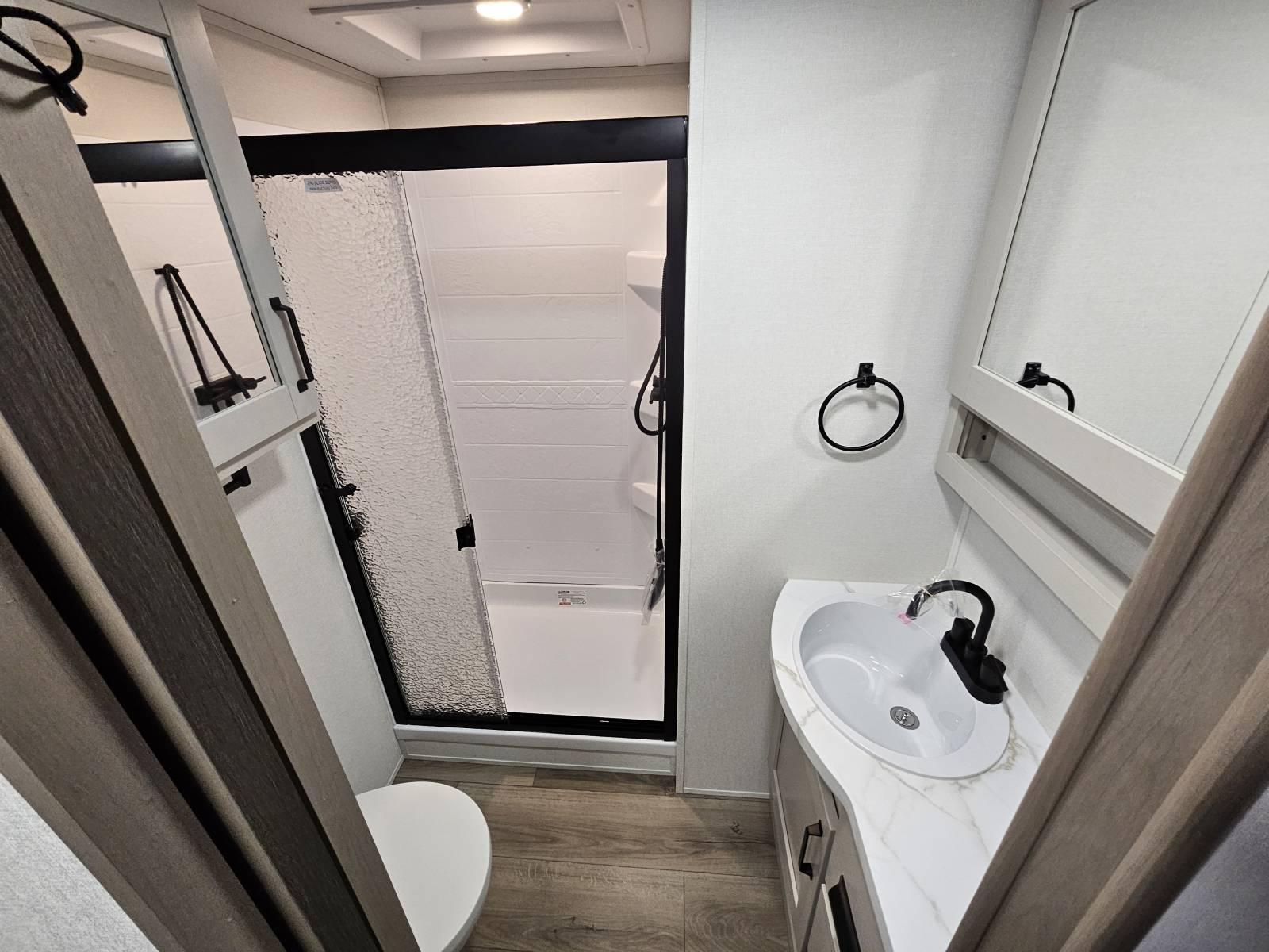 2026 Grand Design 2026 Grand Design Reflection 150 Series - thumbnail 18