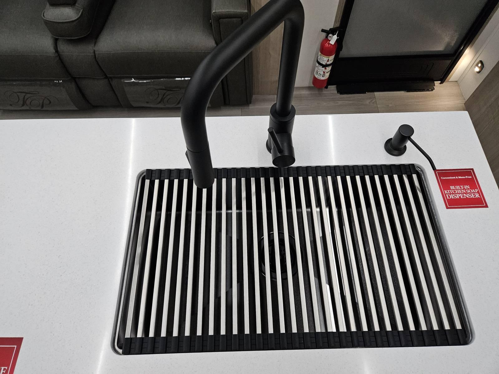 2026 Grand Design 2026 Grand Design Imagine - thumbnail 11