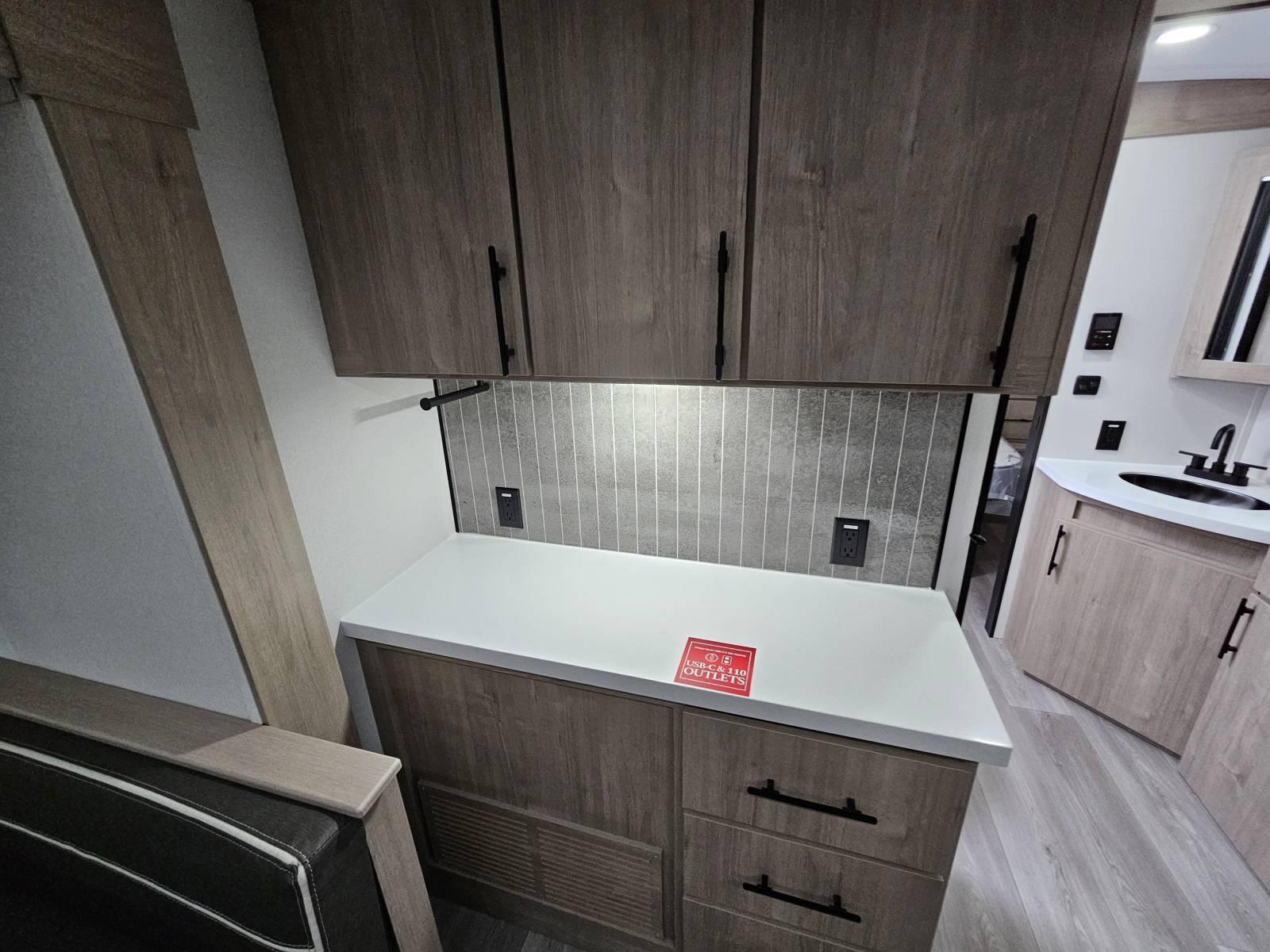 2026 Grand Design 2026 Grand Design Imagine - thumbnail 13