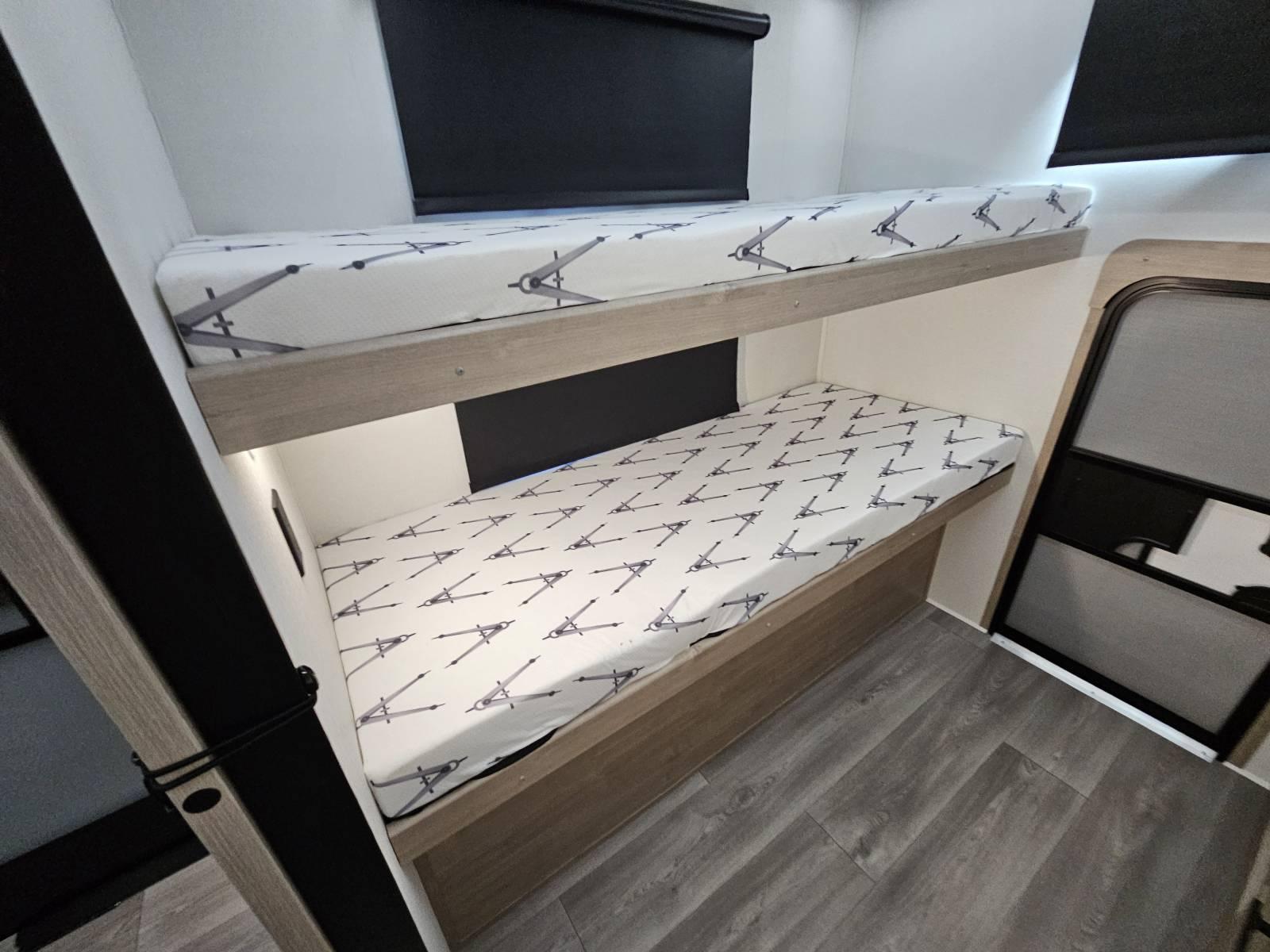 2026 Grand Design 2026 Grand Design Imagine - thumbnail 18