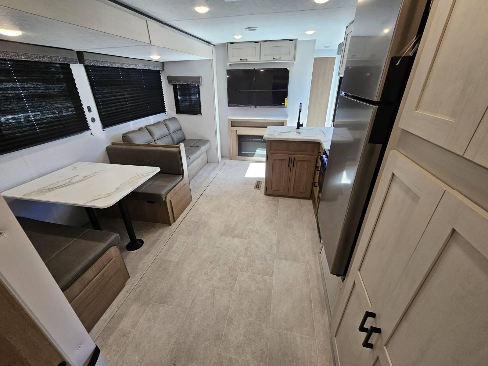 2026 Dutchmen 2026 Dutchmen Aspen Trail - thumbnail 5