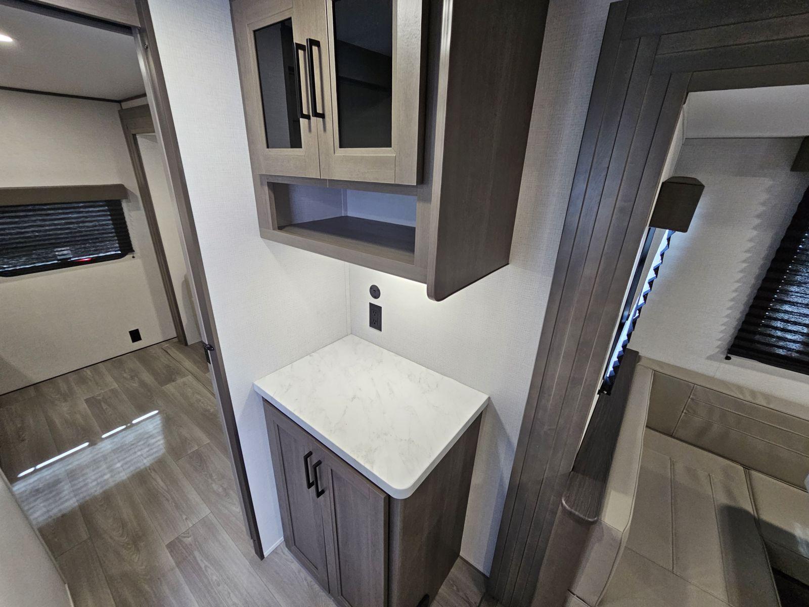 2026 Grand Design 2026 Grand Design Transcend - thumbnail 15