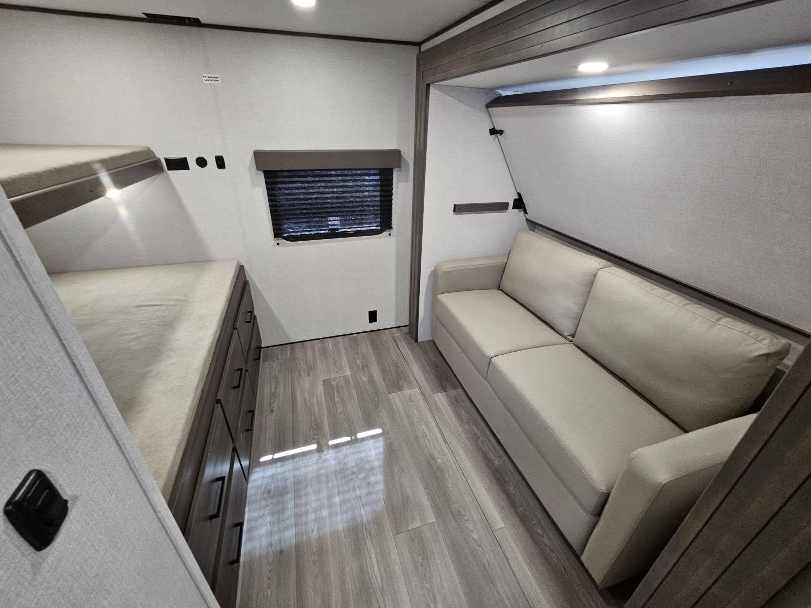 2026 Grand Design 2026 Grand Design Transcend - thumbnail 17