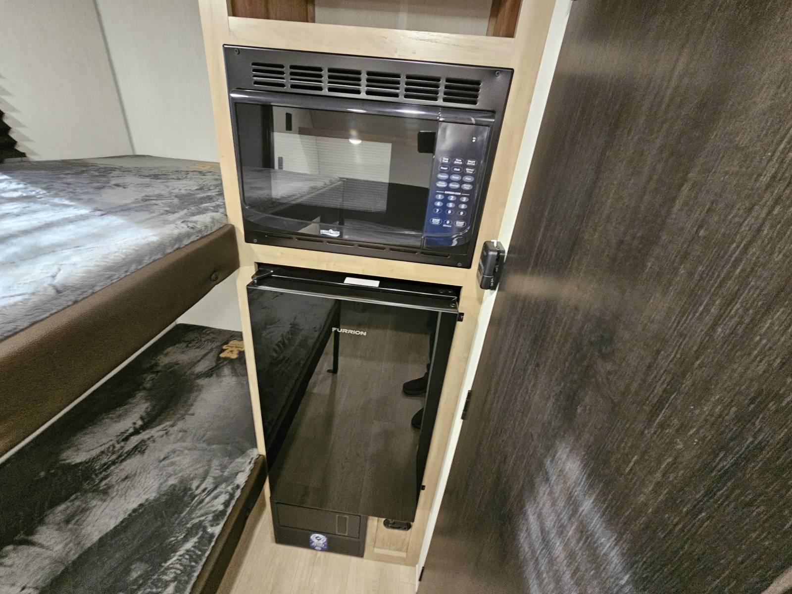 2026 Forest River 2026 Forest River Cherokee Wolf Pup - thumbnail 9