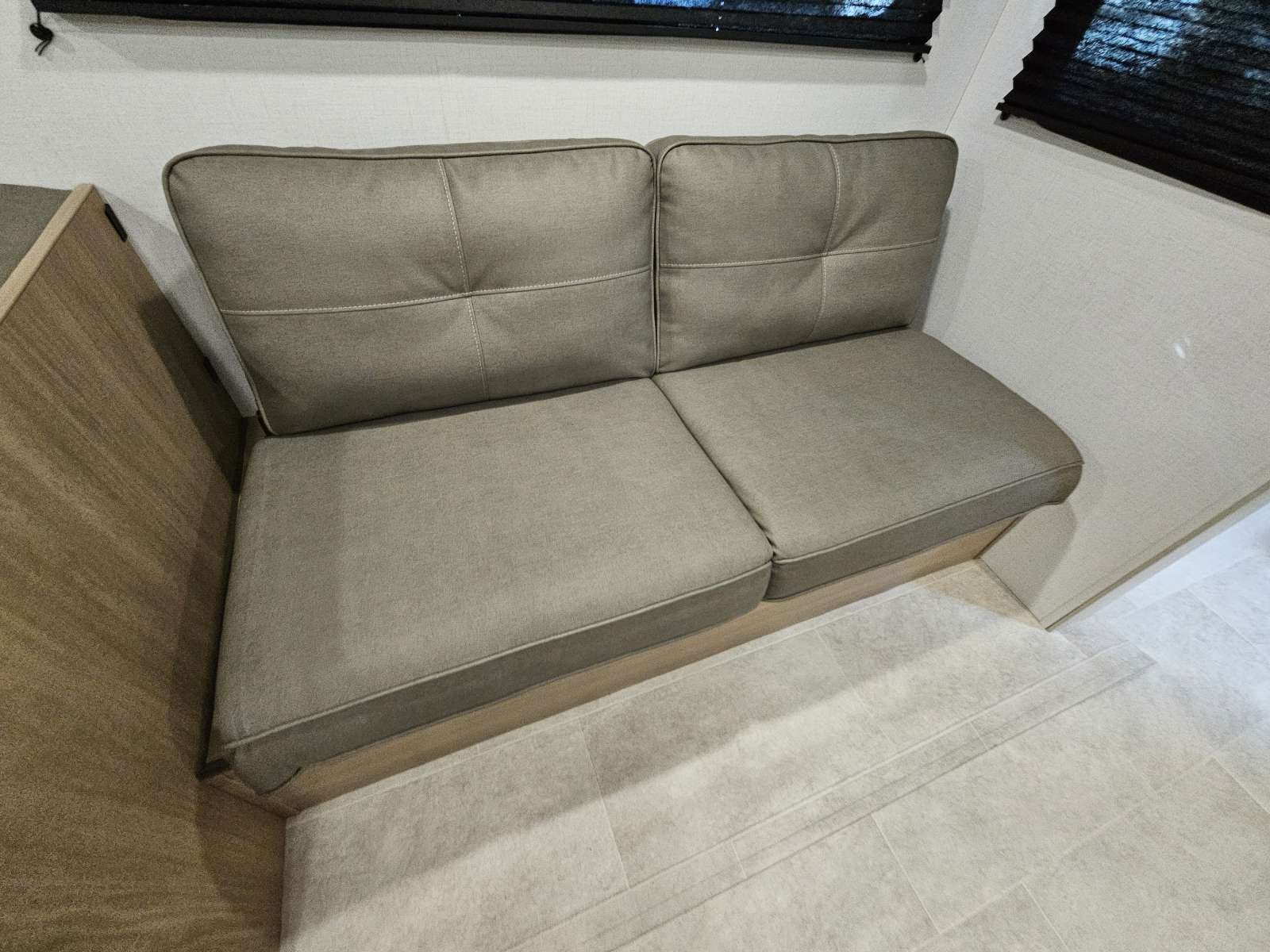 2026 Dutchmen 2026 Dutchmen Aspen Trail LE - thumbnail 6