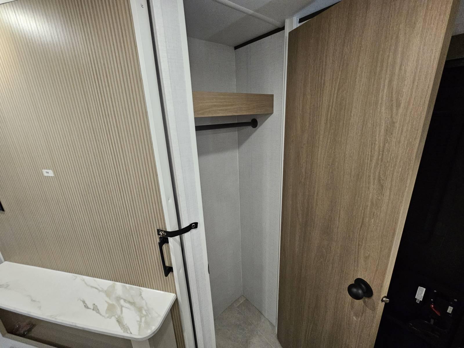 2026 Dutchmen 2026 Dutchmen Aspen Trail LE - thumbnail 14