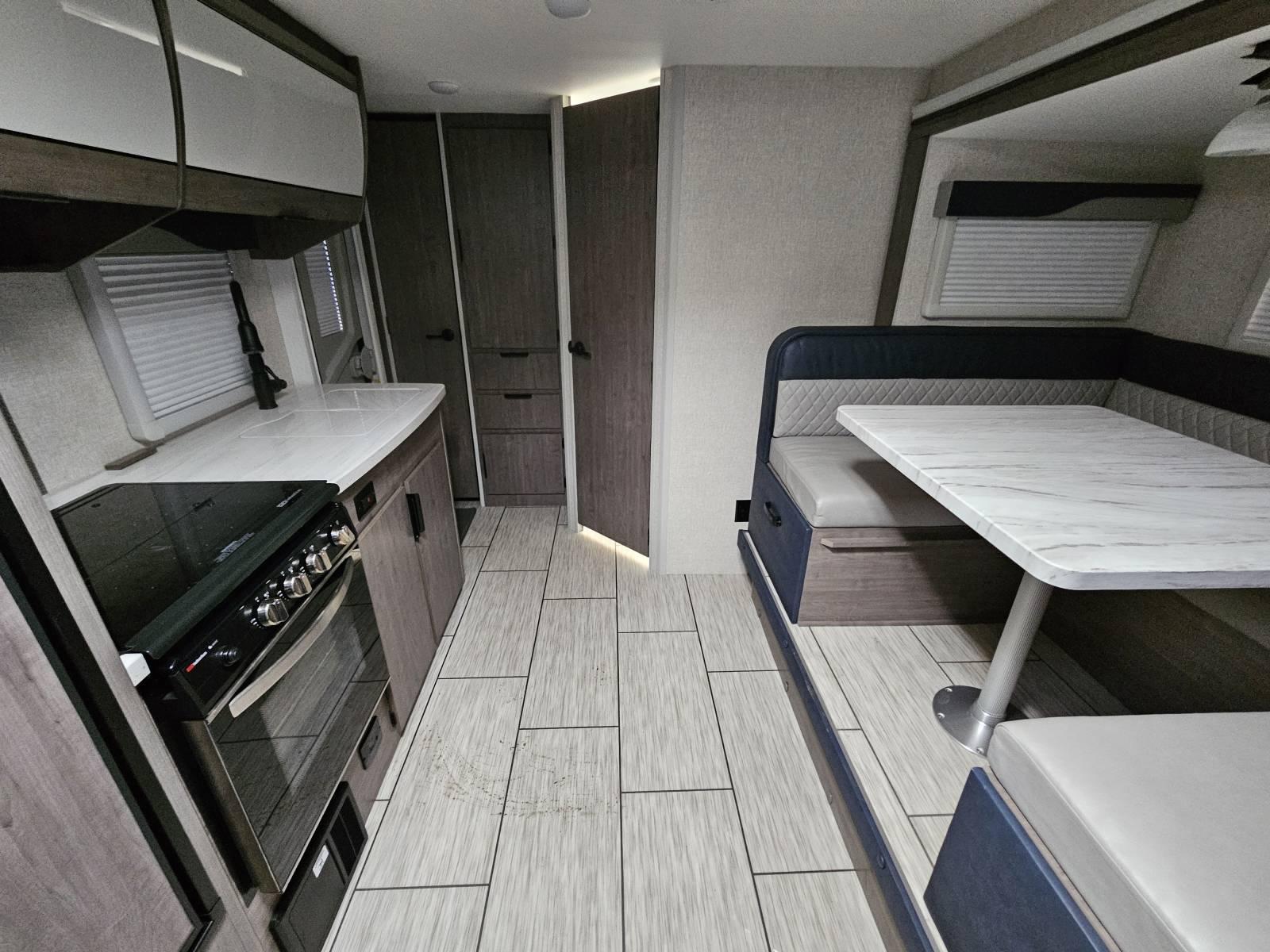 2022 Lance 2022 Lance Lance - thumbnail 5