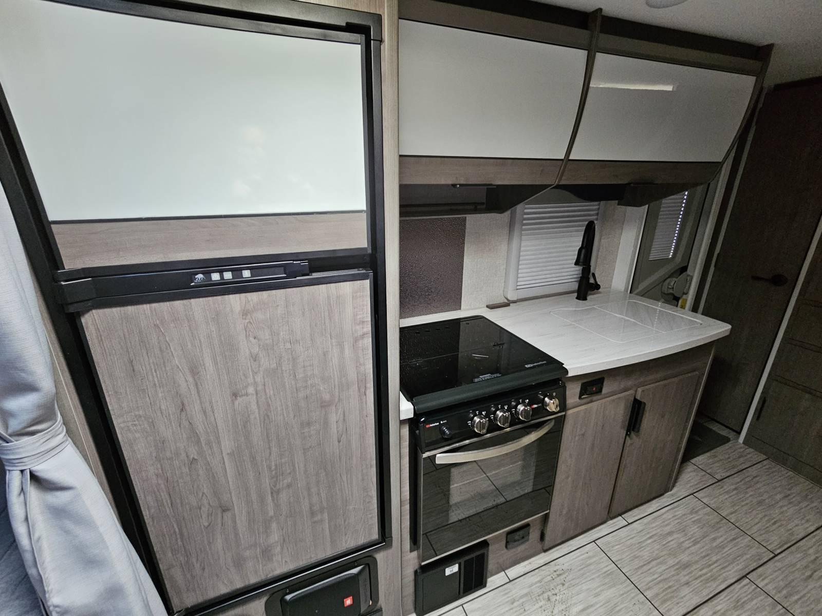 2022 Lance 2022 Lance Lance - thumbnail 7