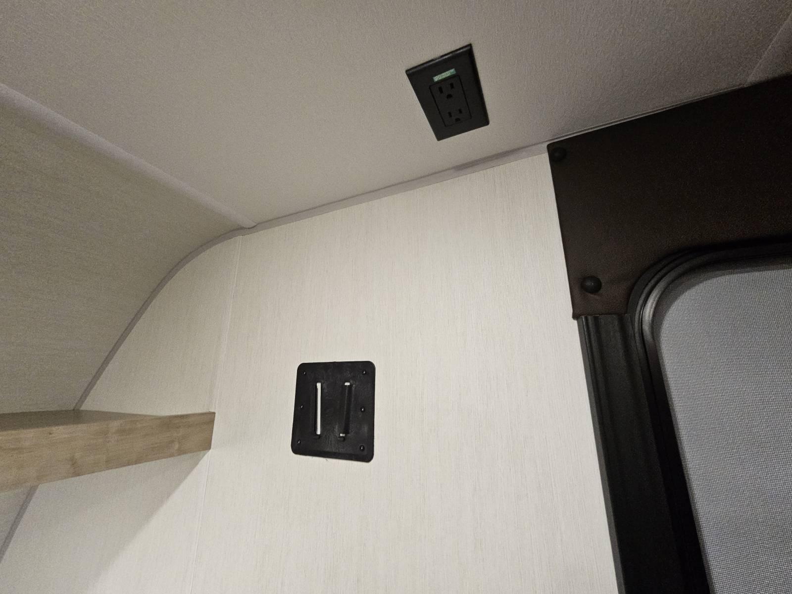 2026 Forest River 2026 Forest River Cherokee Wolf Pup - thumbnail 7