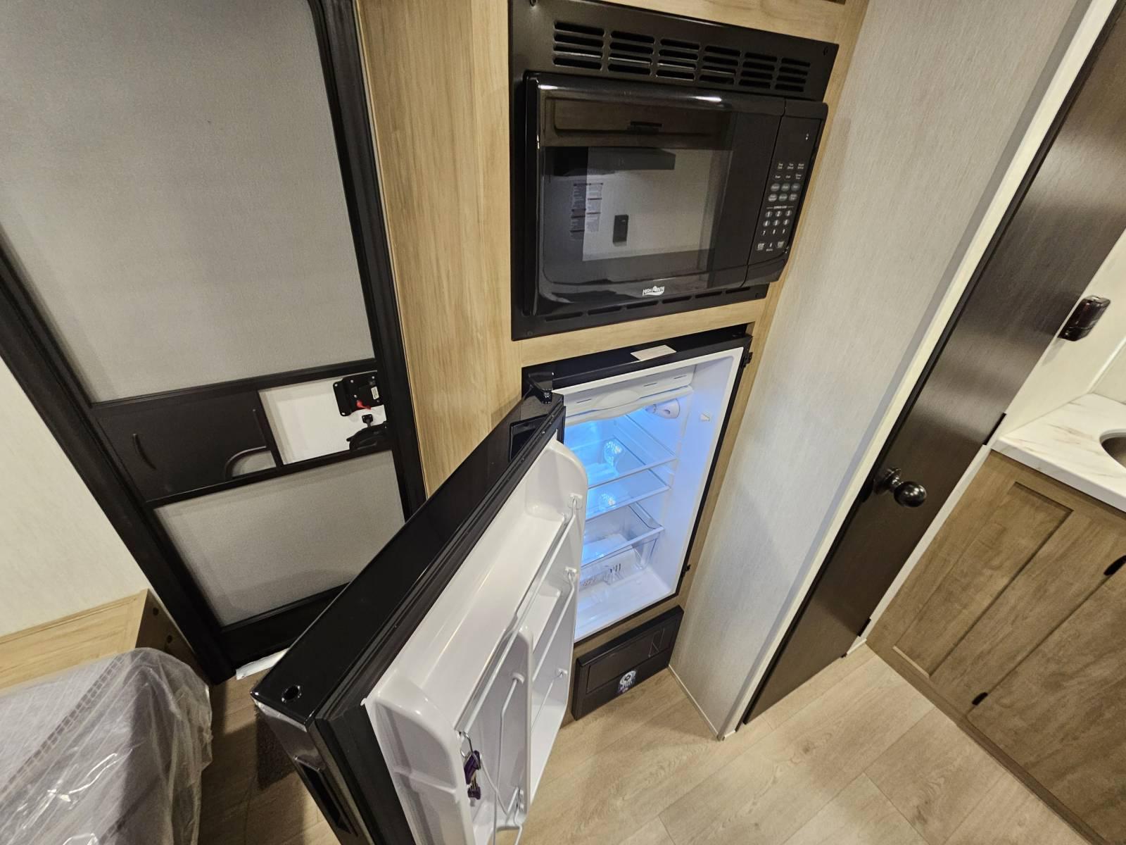 2026 Forest River 2026 Forest River Cherokee Wolf Pup - thumbnail 11