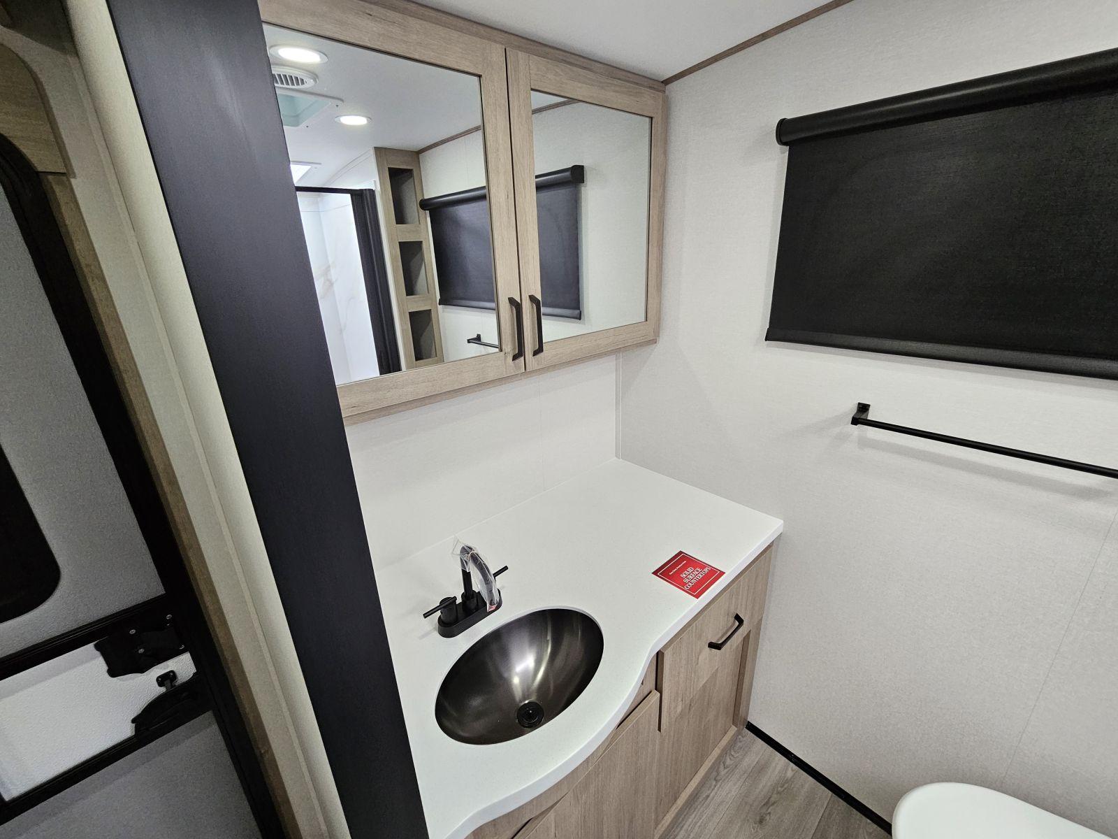 2026 Grand Design 2026 Grand Design Imagine - thumbnail 15